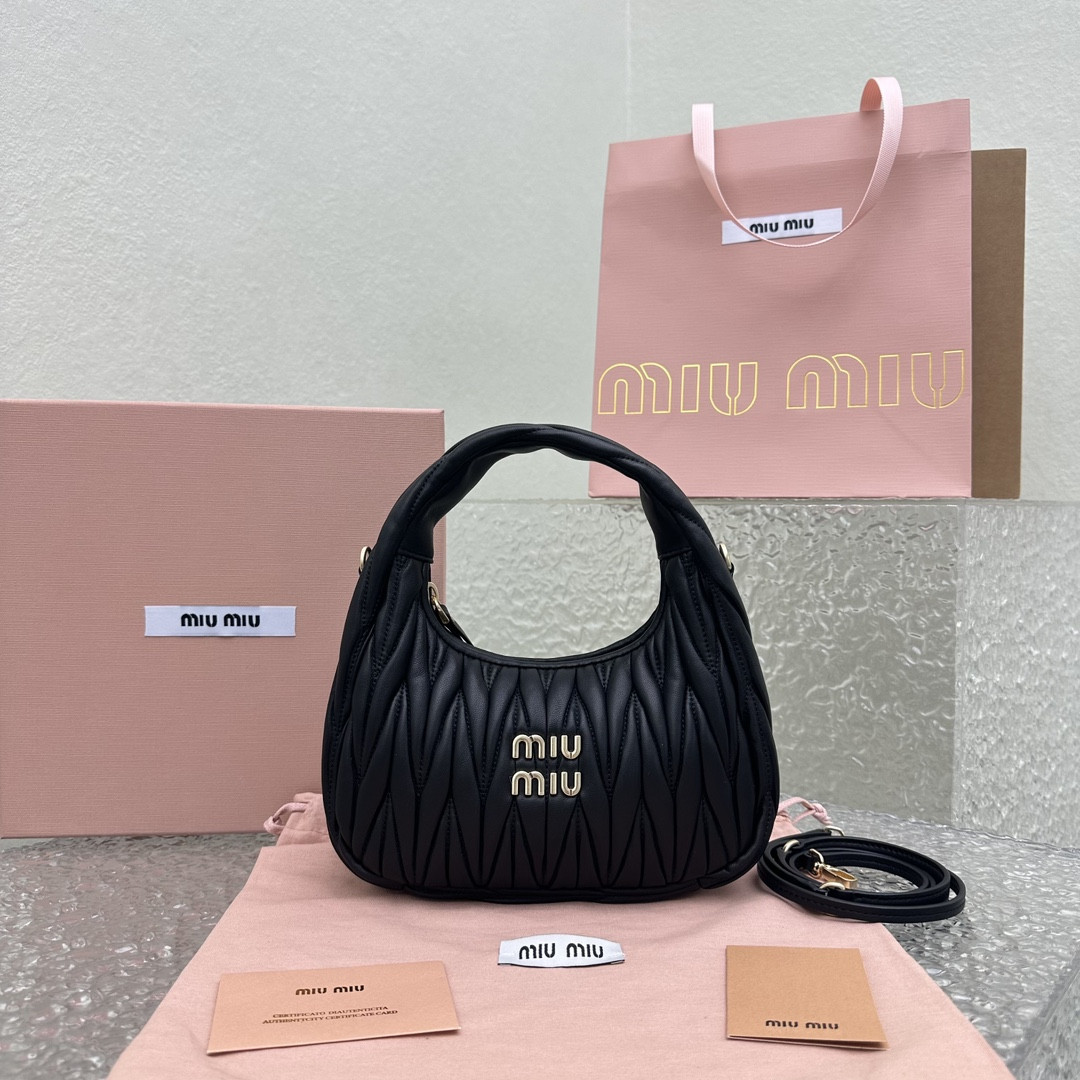 M*um*u wander hobo bag-20*6*17cm