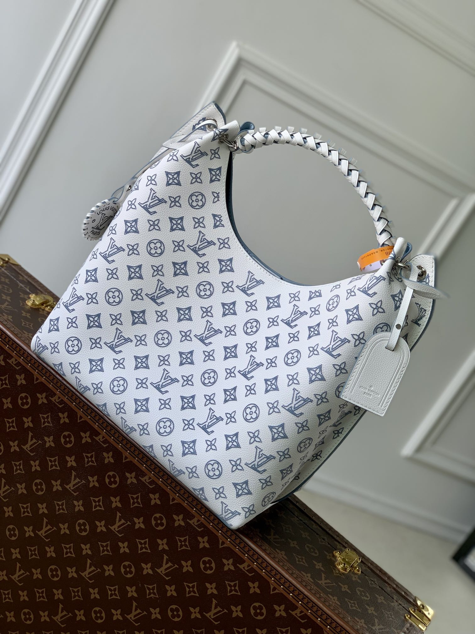 l0*is V*t0n auratote bag-35 x 40 x 17cm