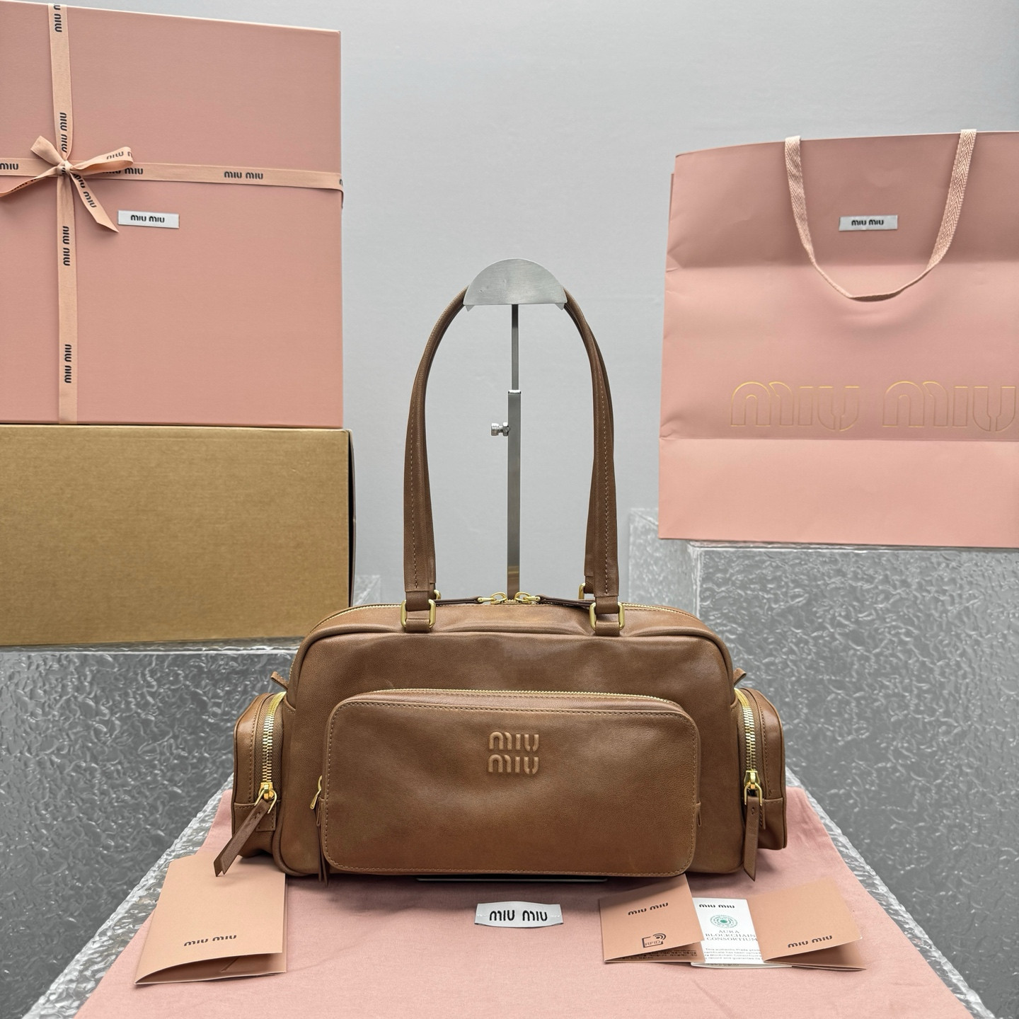 M1um1u pocket washed nappa leather bag-32*11*15.5cm