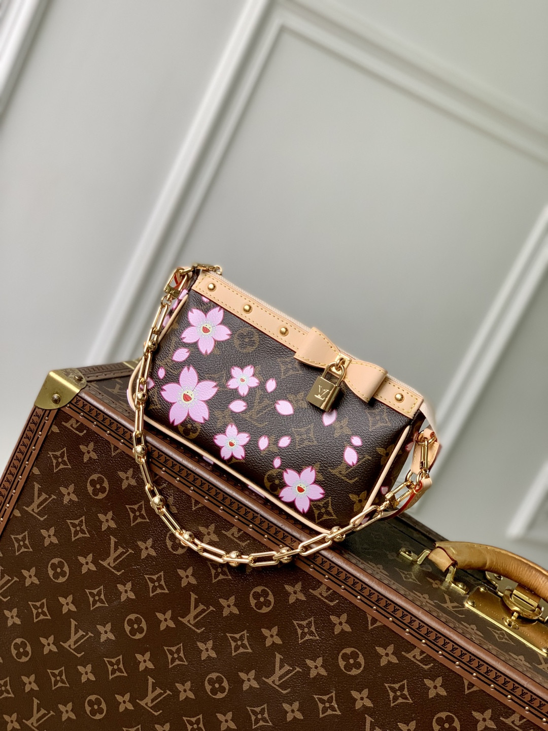 l0vis Vvtt0n pochette accessoires bag-13 x 4 x 22cm