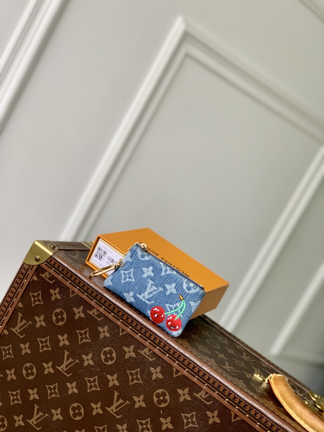 l0vis Vvtt0n wallet-7 x 1.5 x 12cm