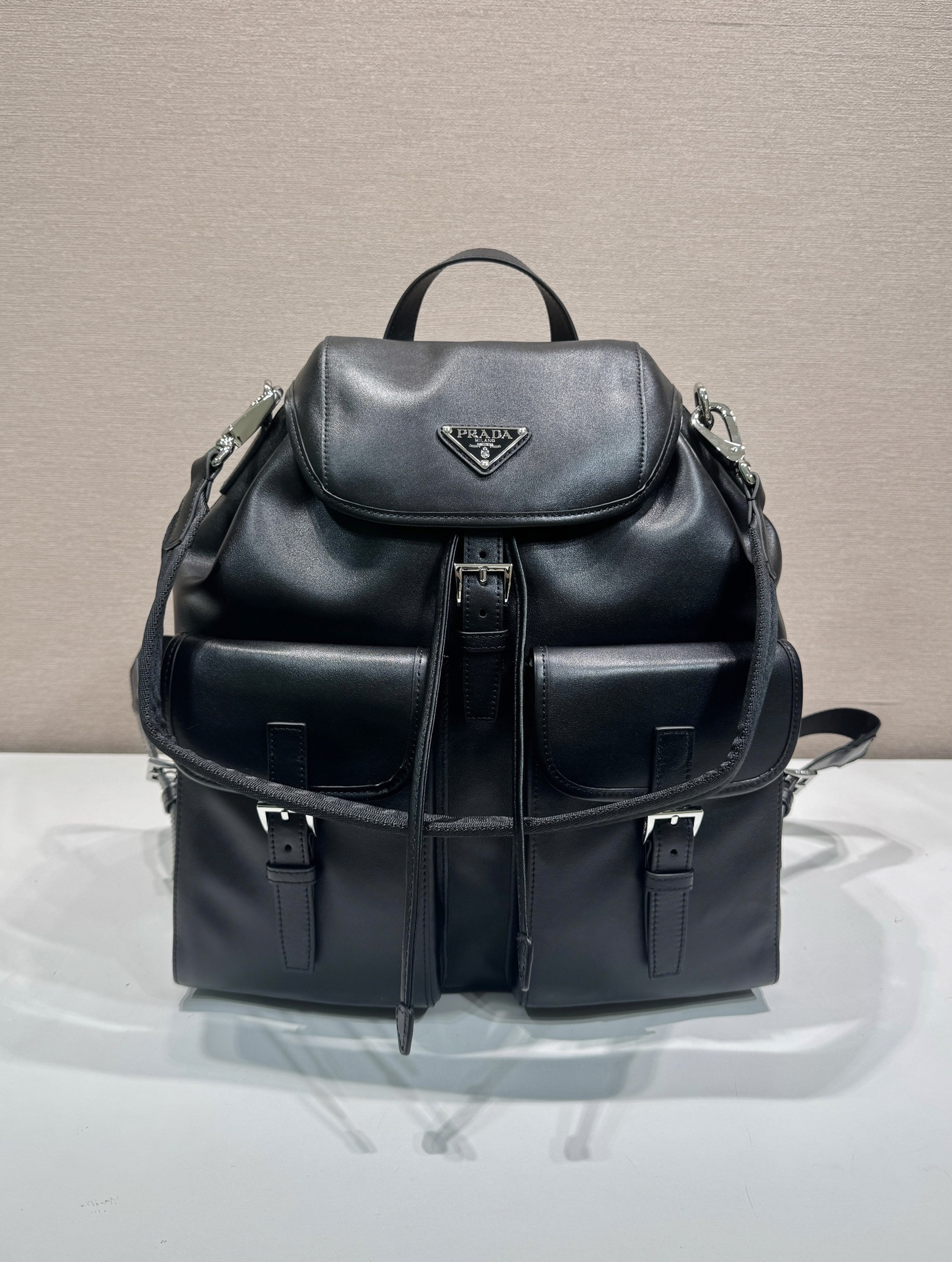 Pra*a Black Medium Leather Backpack-2VZ110A-34*39*15CM