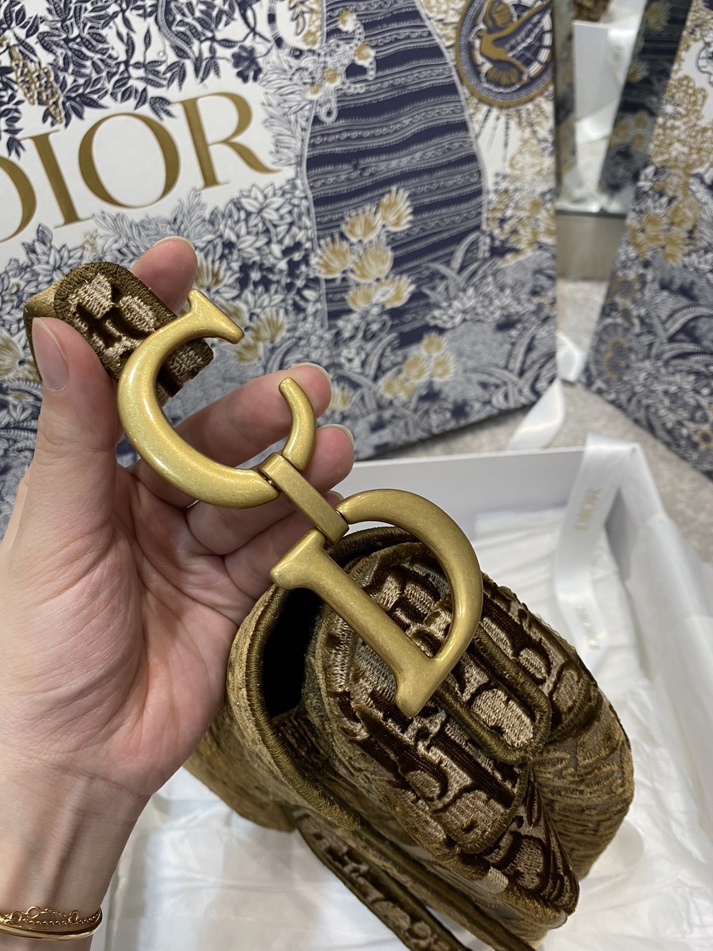 D*or oblique bag-25.5*20*6.5cm