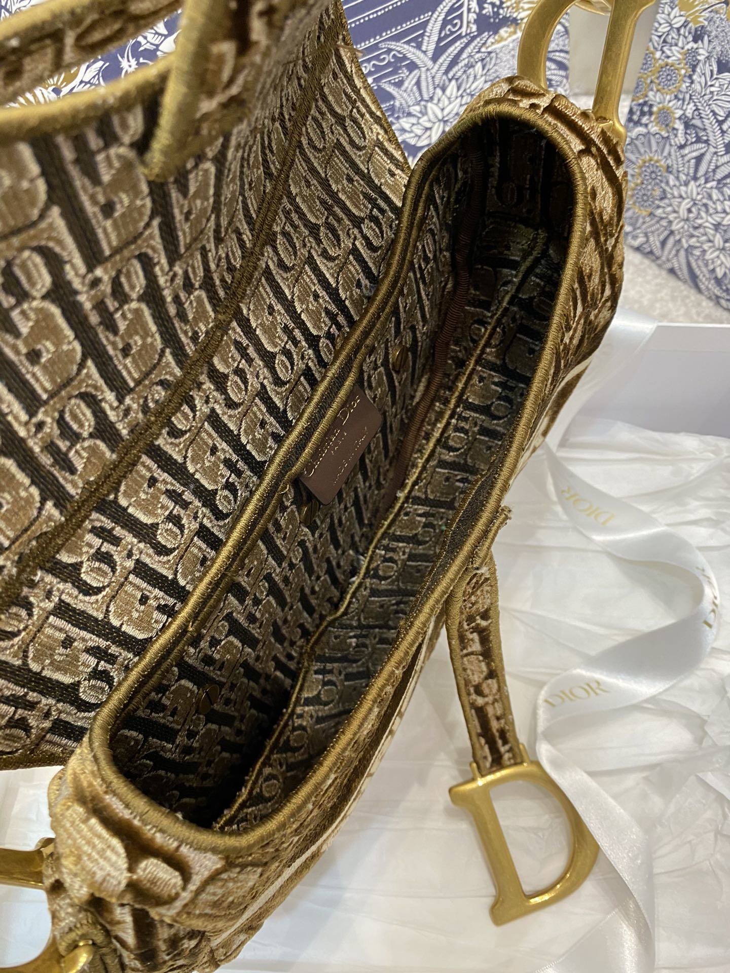 D*or oblique bag-25.5*20*6.5cm