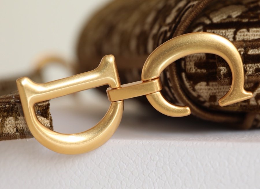 D*or saddle bag-25.5 x 20 x 6.5cm