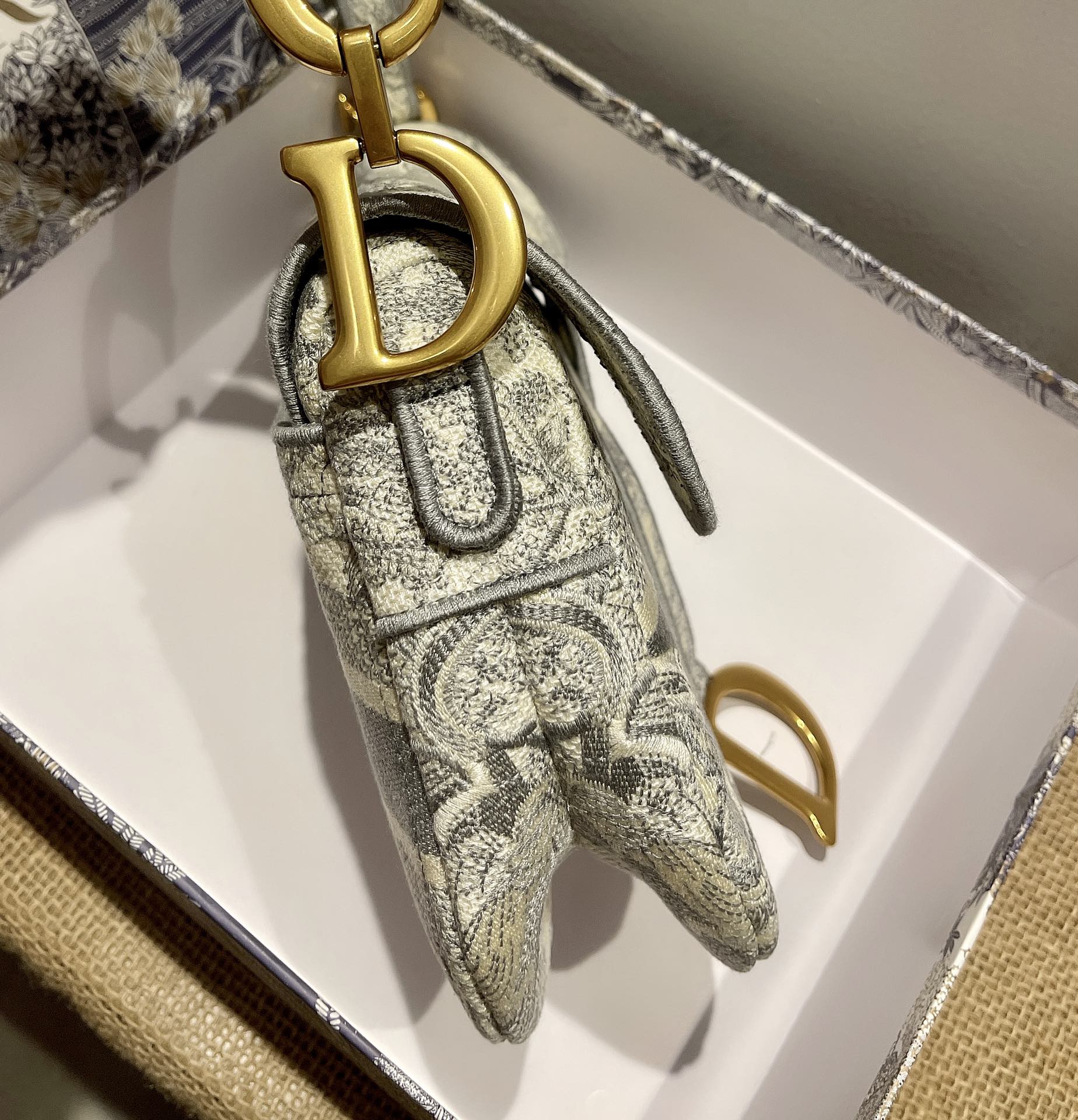 D*or saddle bag-25.5 x 20 x 6.5cm