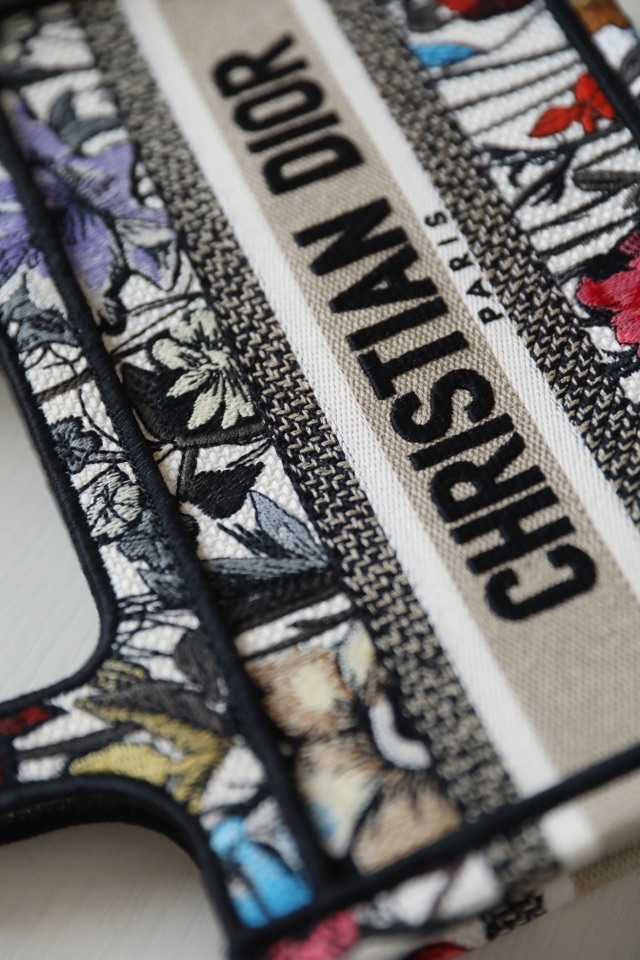 D*or mini book tote-23*17*7cm