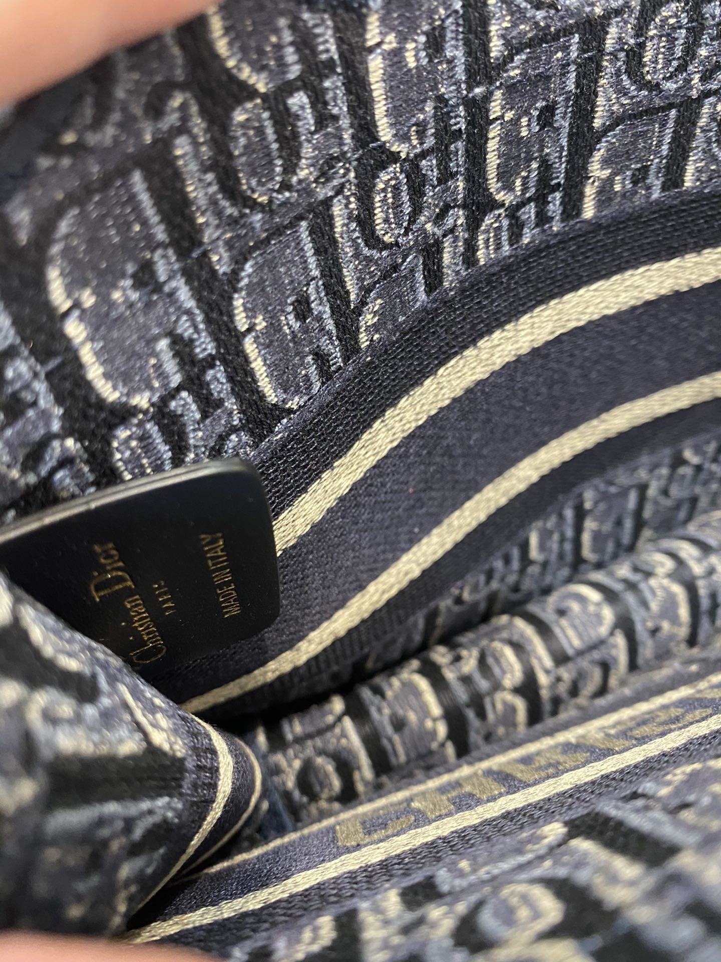 D*or mini book tote-23*17*7cm