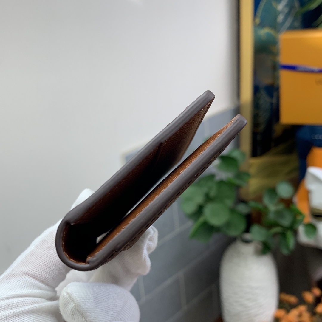 l0*is V*t0n wallet-m60502-8x11cm