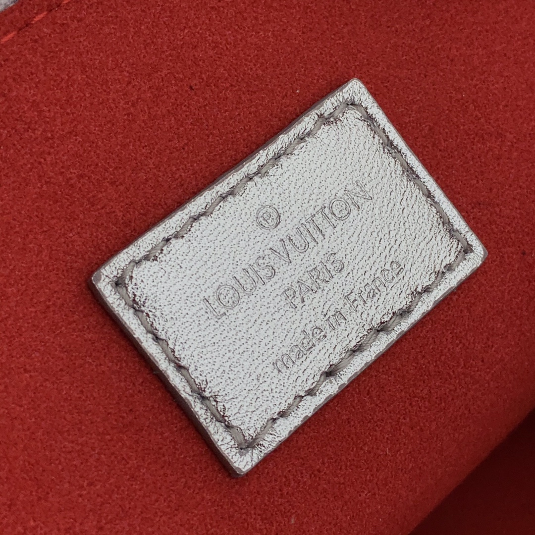 l0*is V*t0n coussin handbags-26*20*12cm