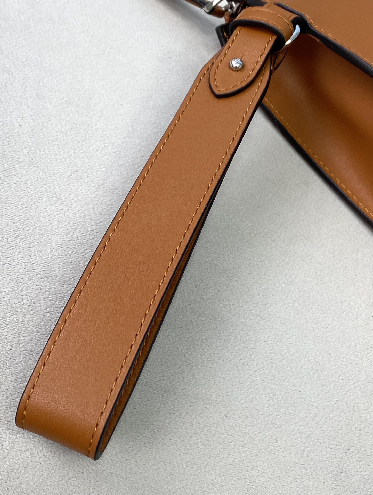 F**di pouch-27x4x20cm