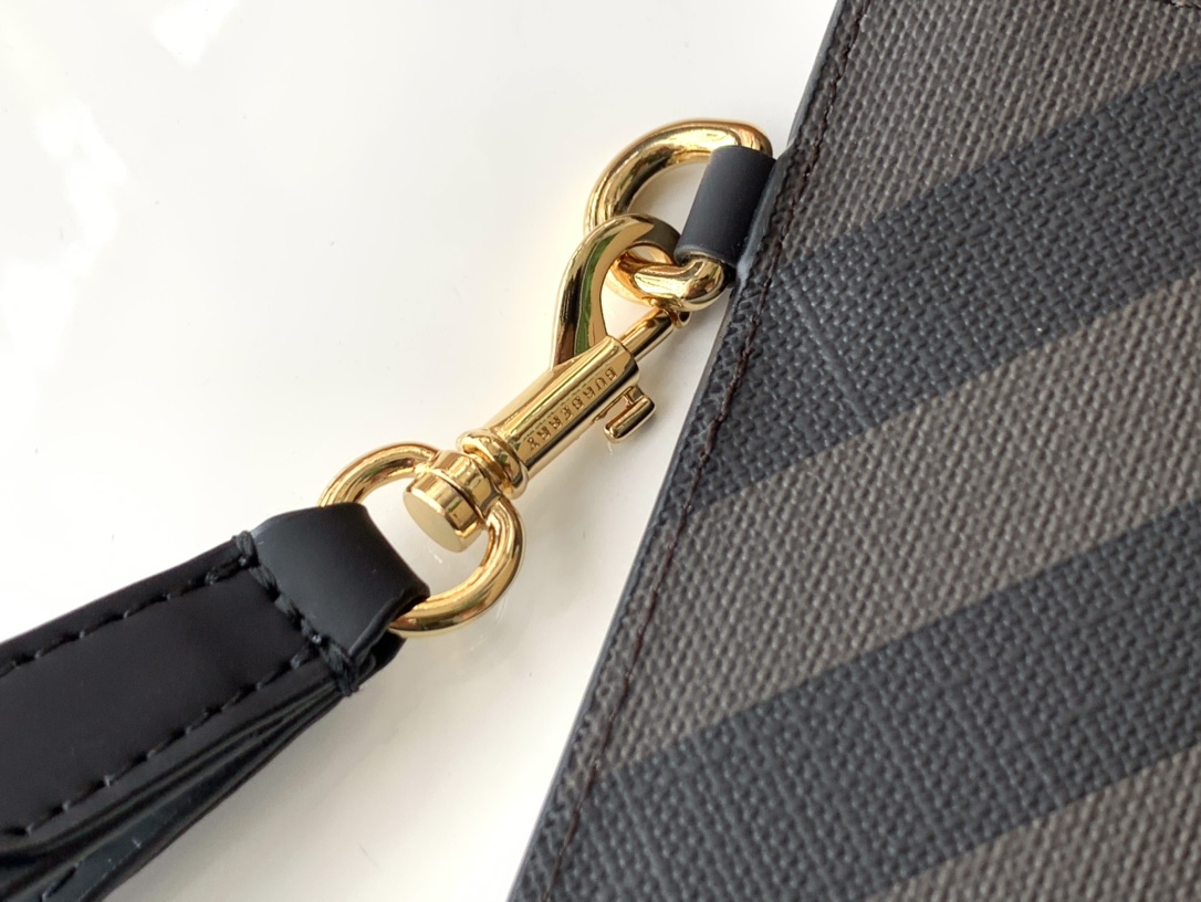 B**rry wallet-30 x 20 cm