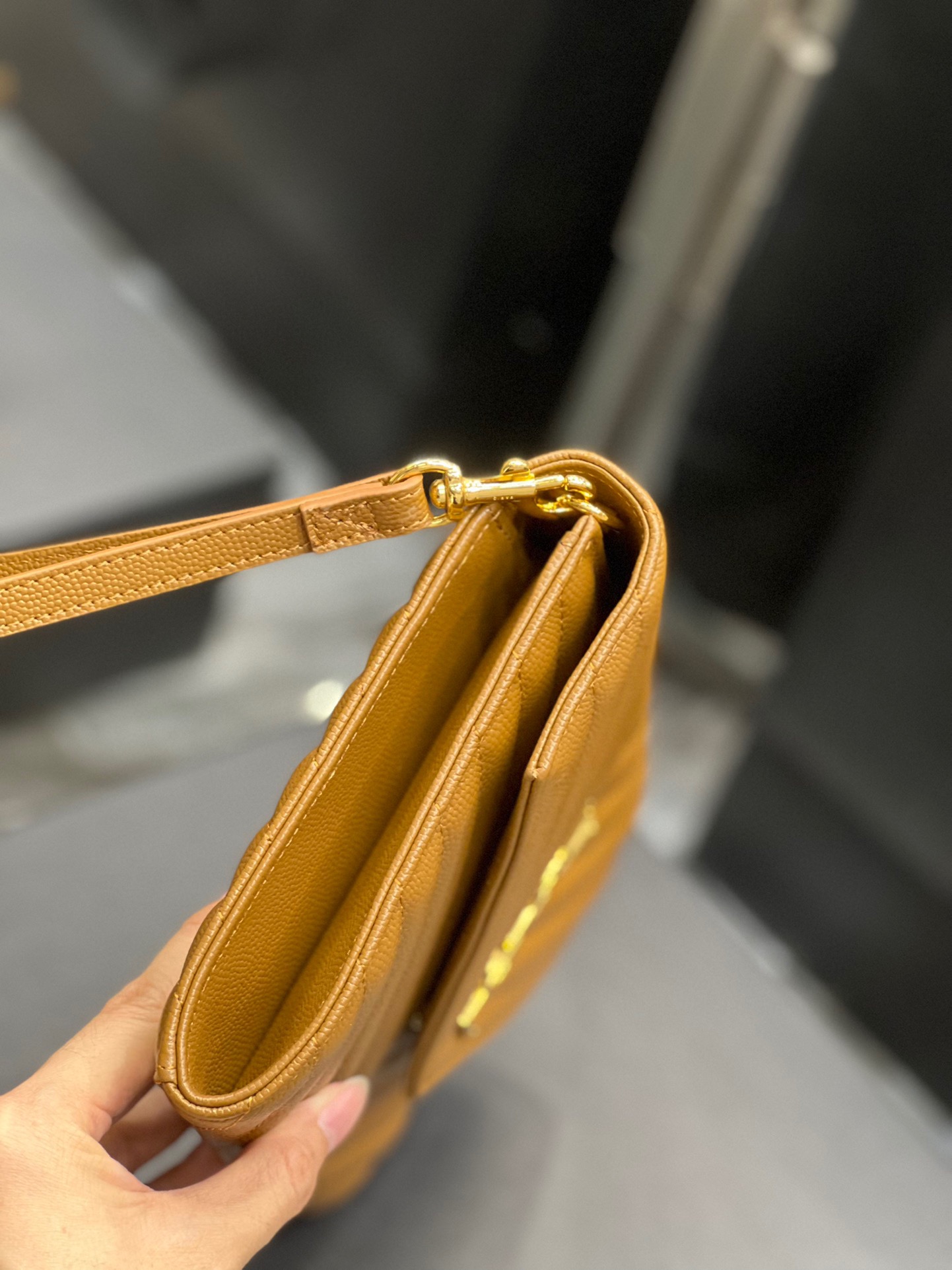 Y*L pouch-‎21×6×3cm