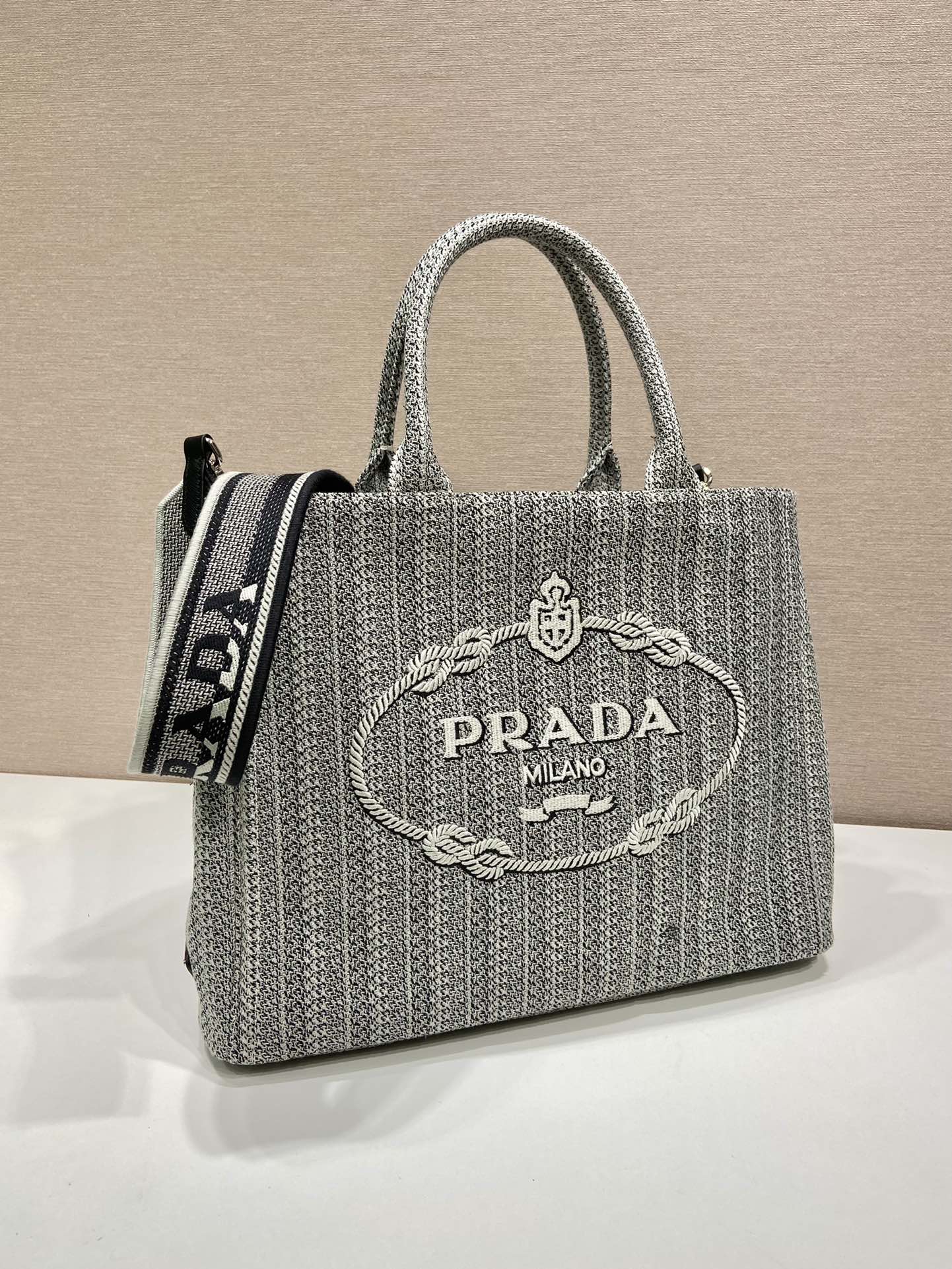 Pra*a 1ba342tote-27*18.5*10.5cm