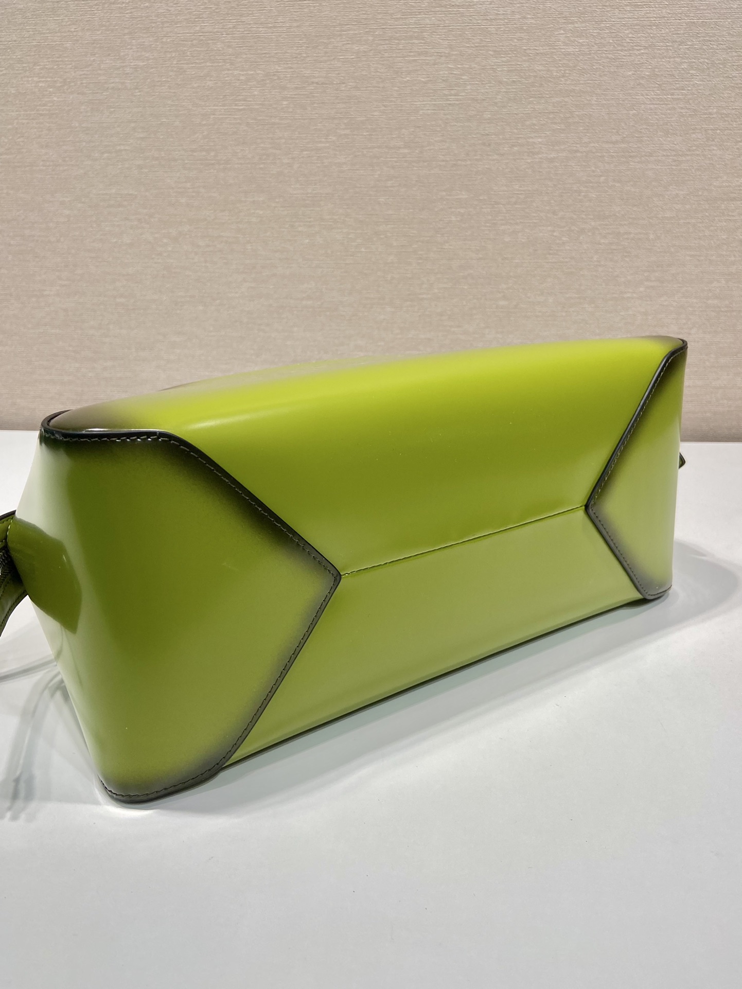 Pra*a 1ba365 bowling bag-31*16*13.5cm