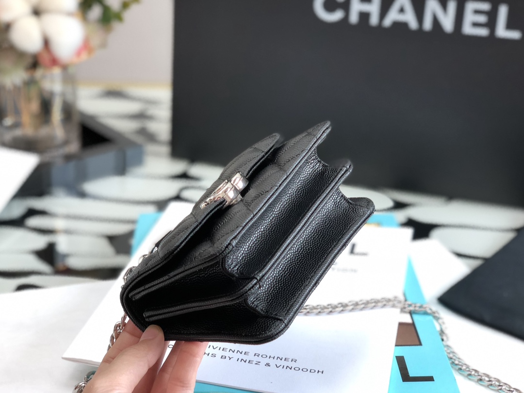 CHANLE Vintage Chain Bag-13*9.5*6CM