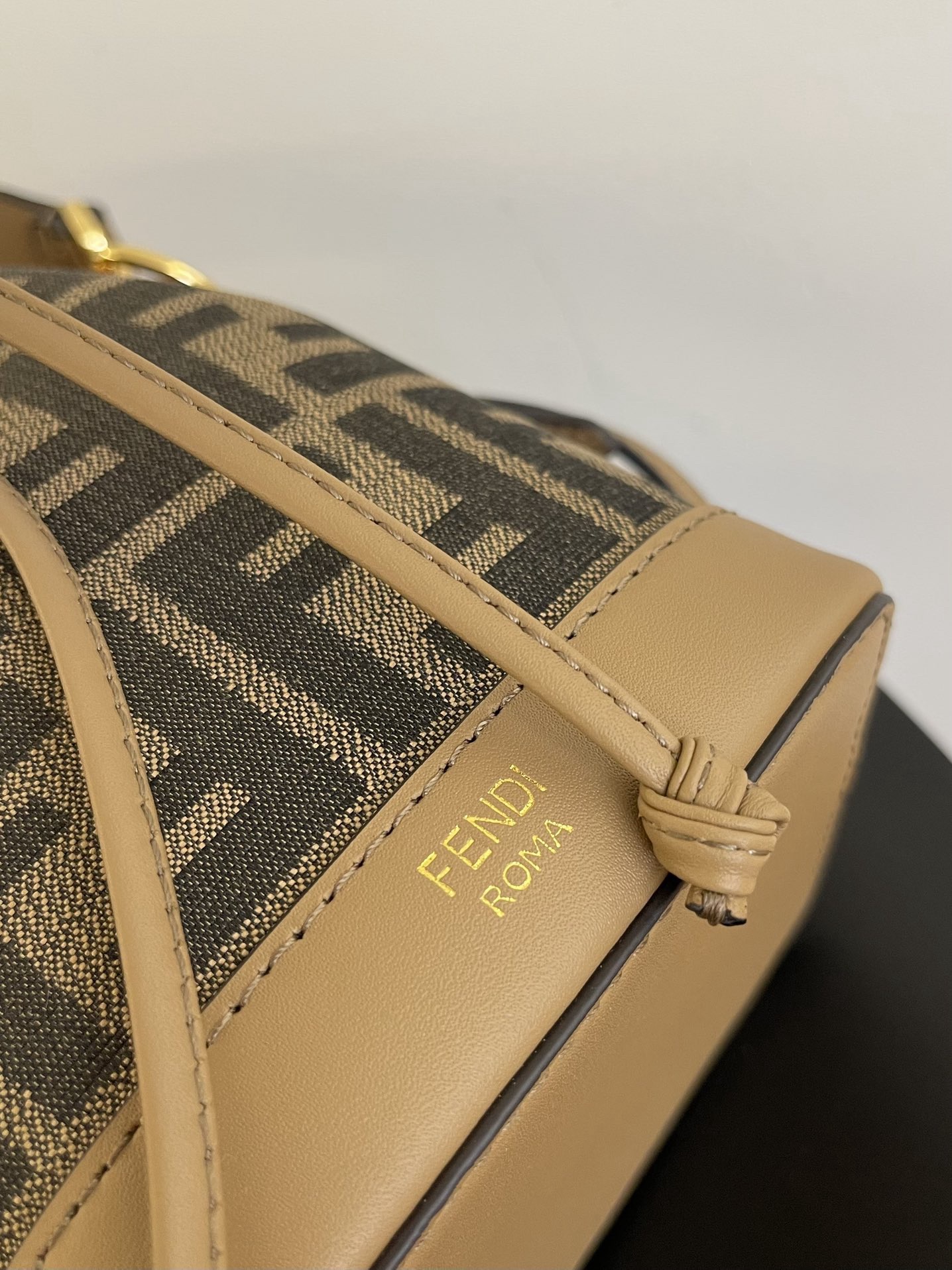 F**di mini mon tresor bag -12x18x10cm