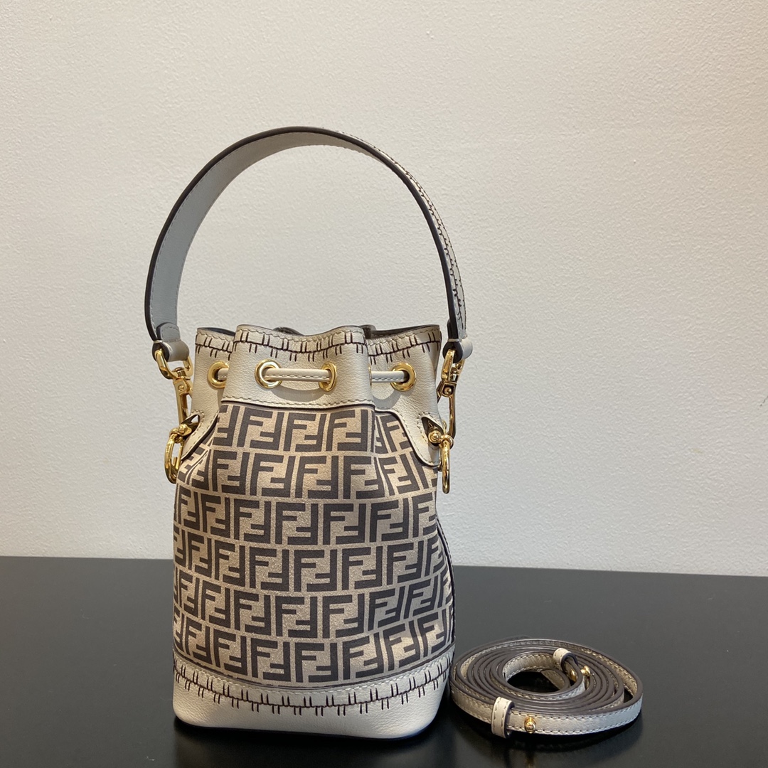 F**di mini mon tresor bag -12x18x10cm