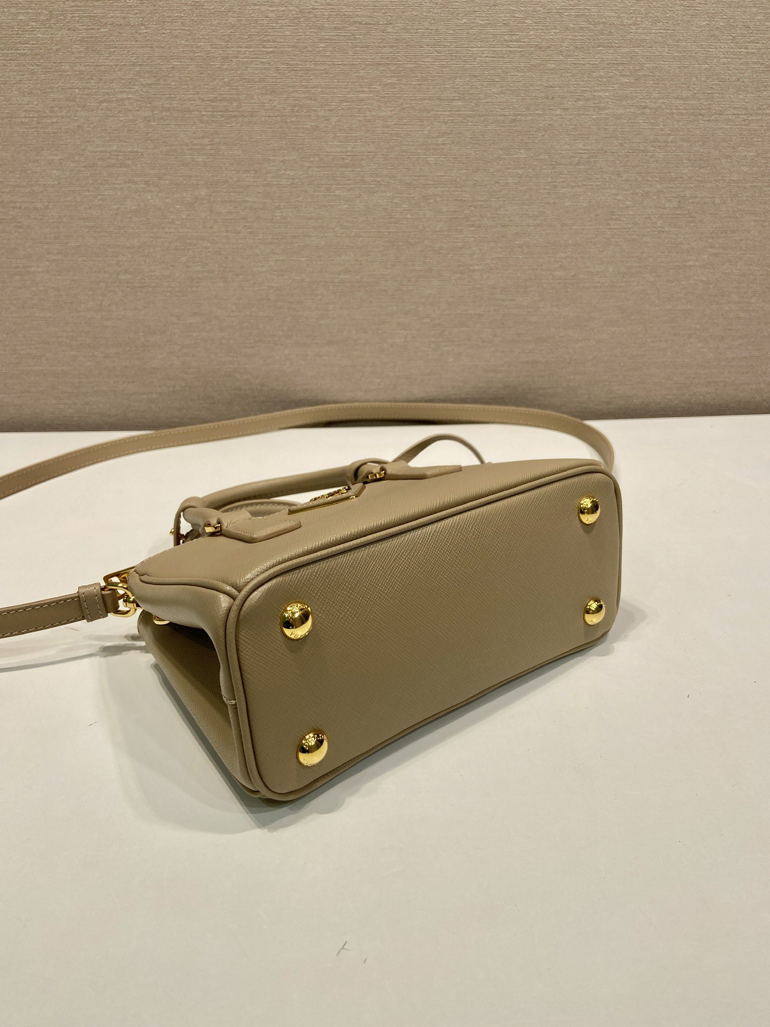 Pra*a cameo galleria saffiano leather mini-bag-1ba916-21*12.5*8.5cm