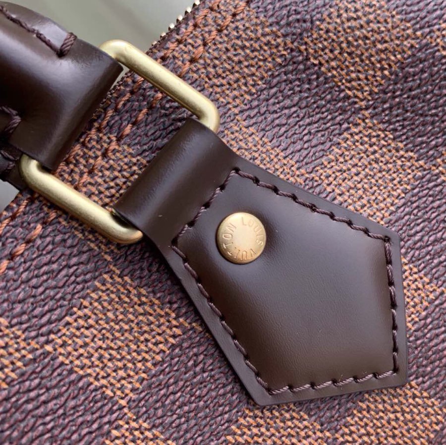 l0*is V*t0n speedy-30x21x17cm