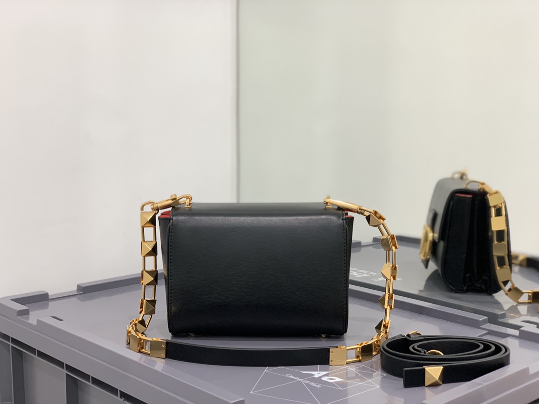 Va1e*ntin0 handbags-20*15*7cm