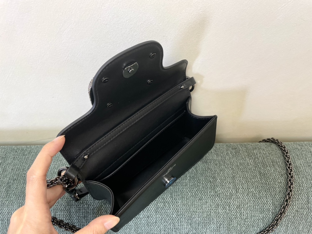 Va1e*ntin0 handbags-20*15*7cm