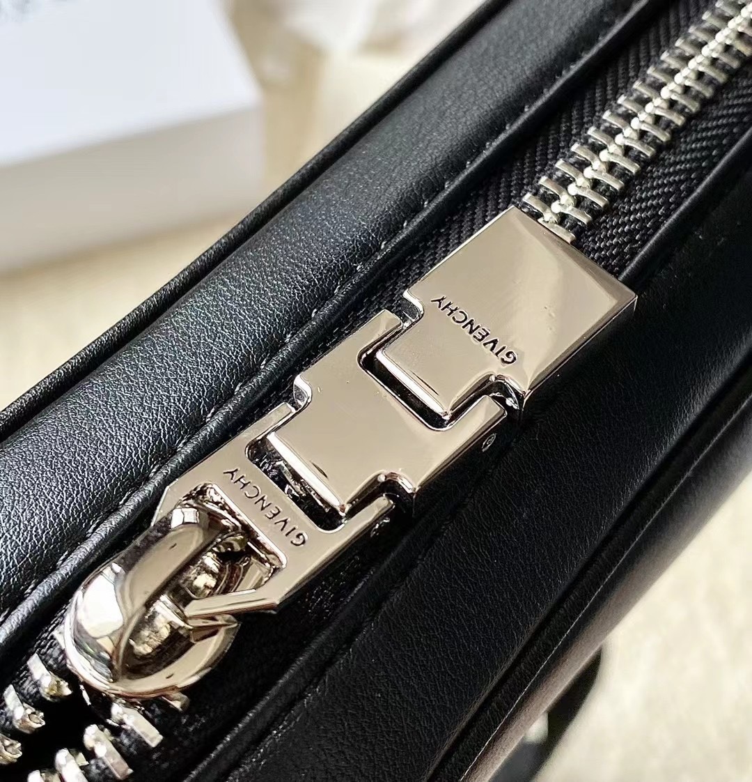 G1uenchy waist bag-16x11x8cm