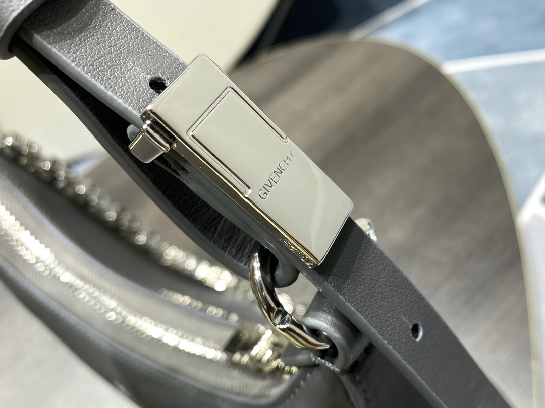 G1uenchy moon cut hobo-25x7x12cm