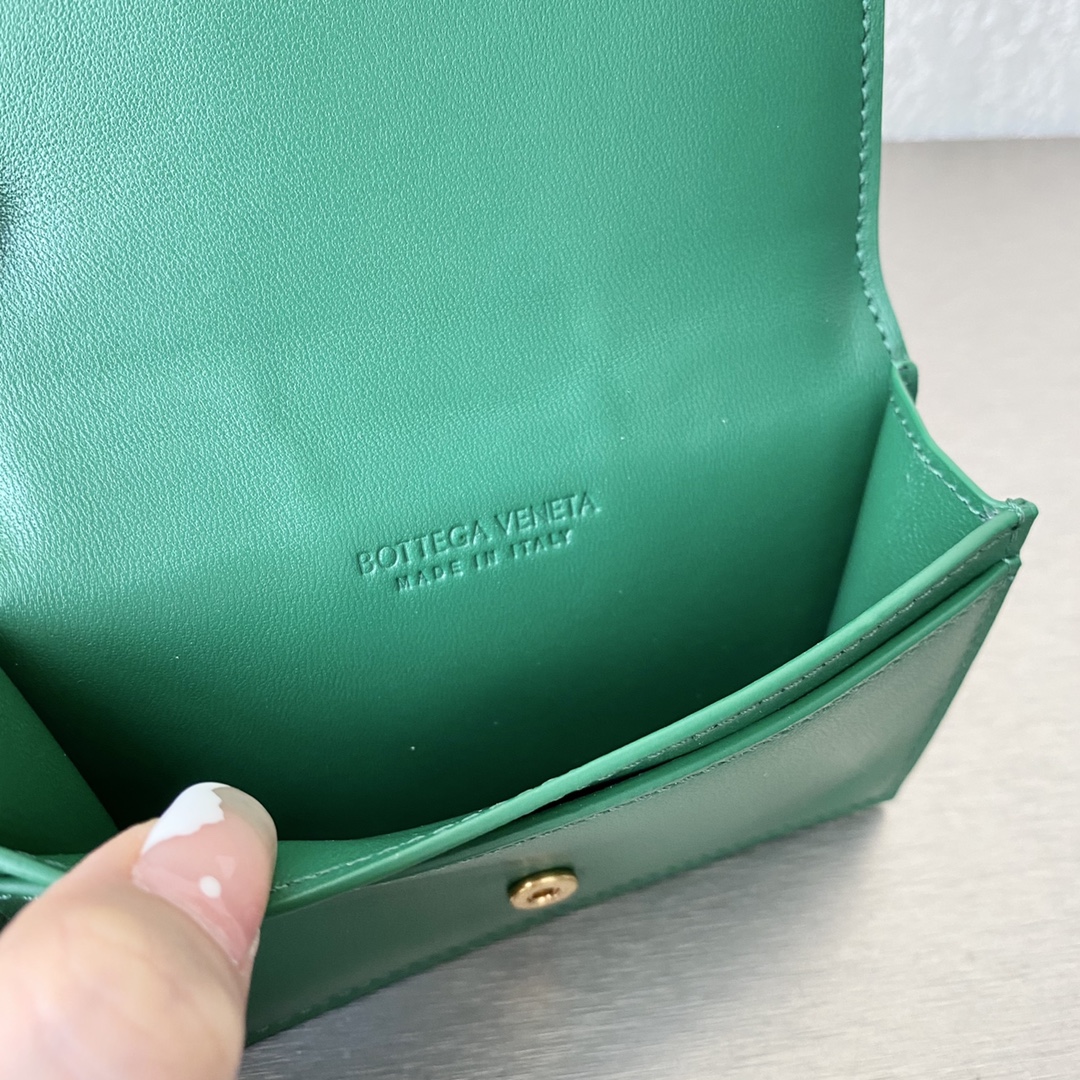 bo*te*ga Ve*ne*ta wallet-12cm