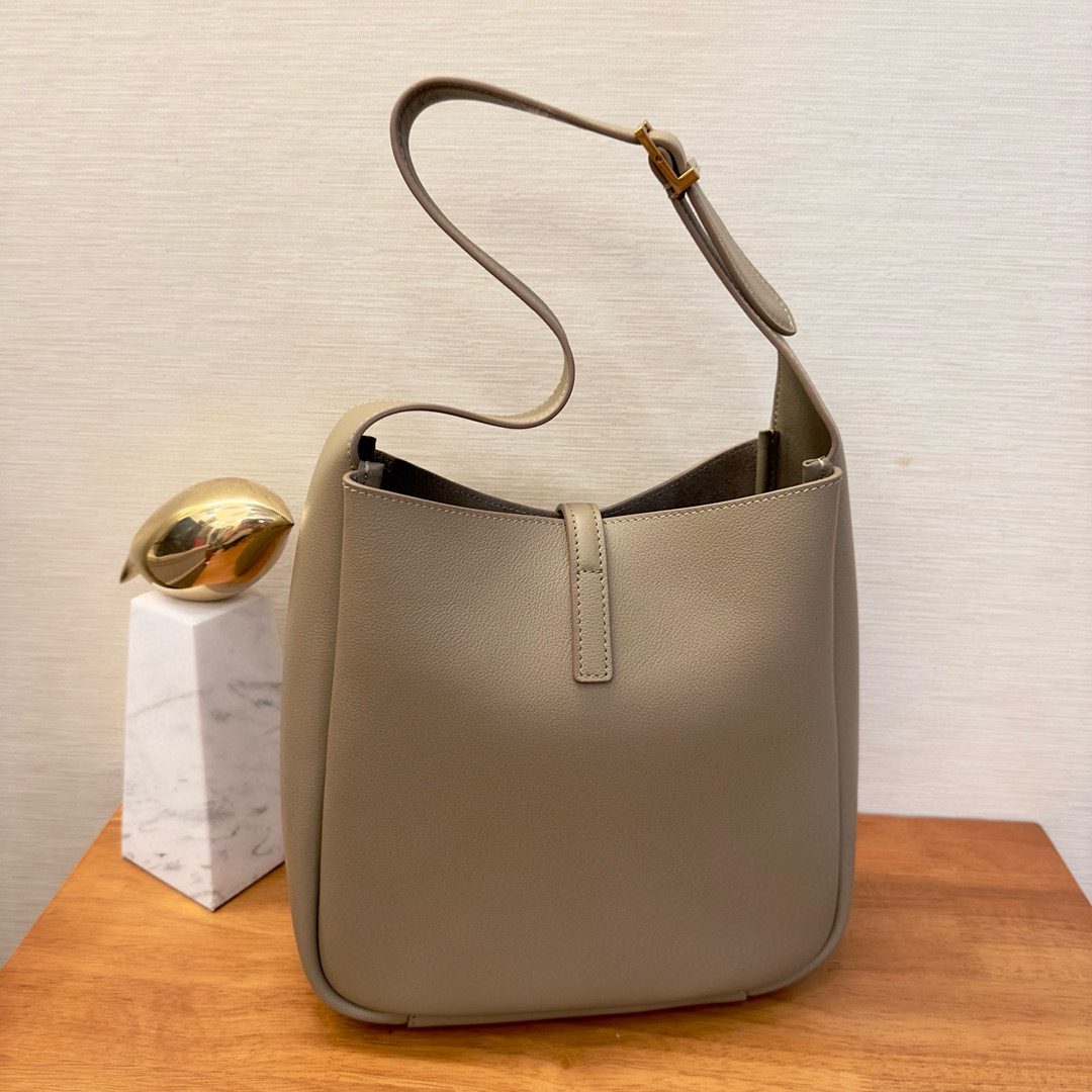 Y*L le5a7 vintage bag-23×22×10cm