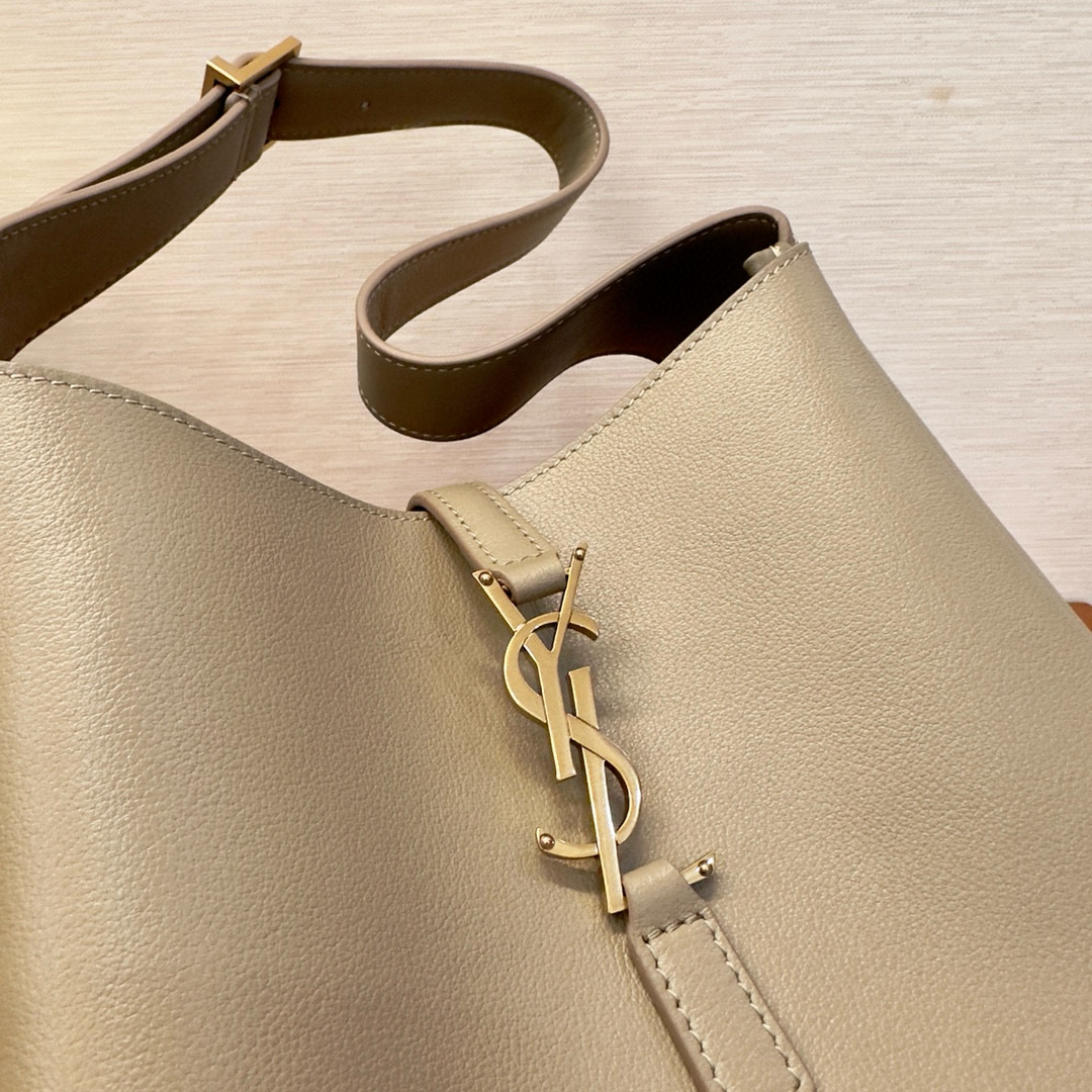 Y*L le5a7 vintage bag-23×22×10cm