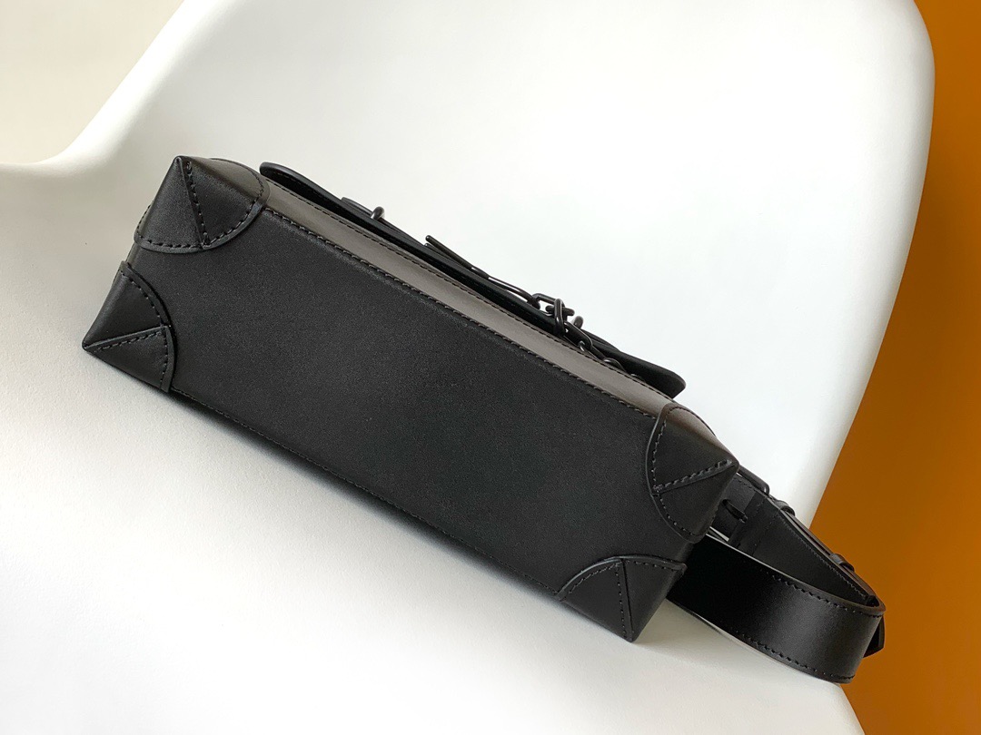 l0vis Vvtt0n pochette steamer -m46953-25 x 19 x 8 cm