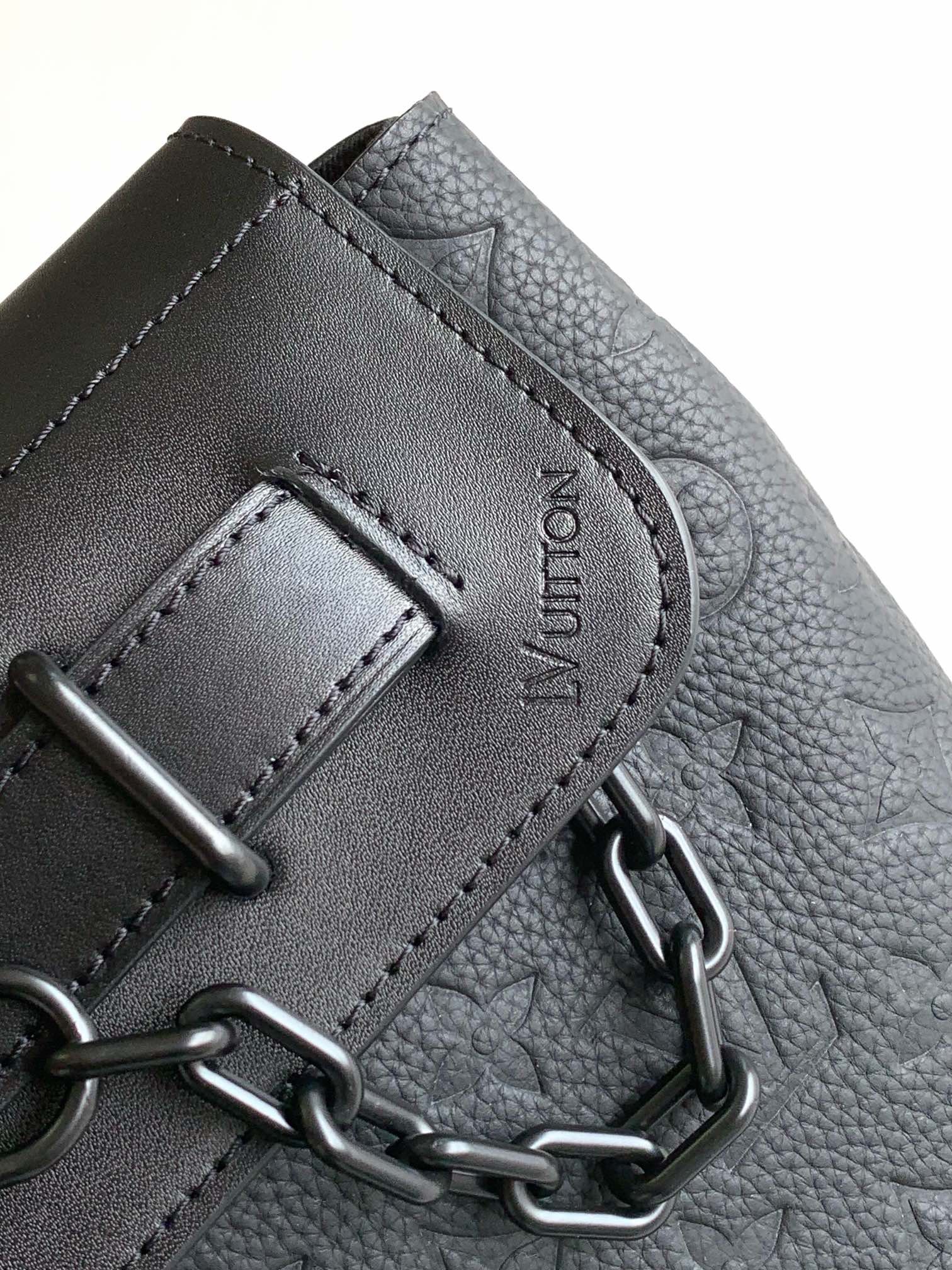 l0vis Vvtt0n pochette steamer -m46953-25 x 19 x 8 cm