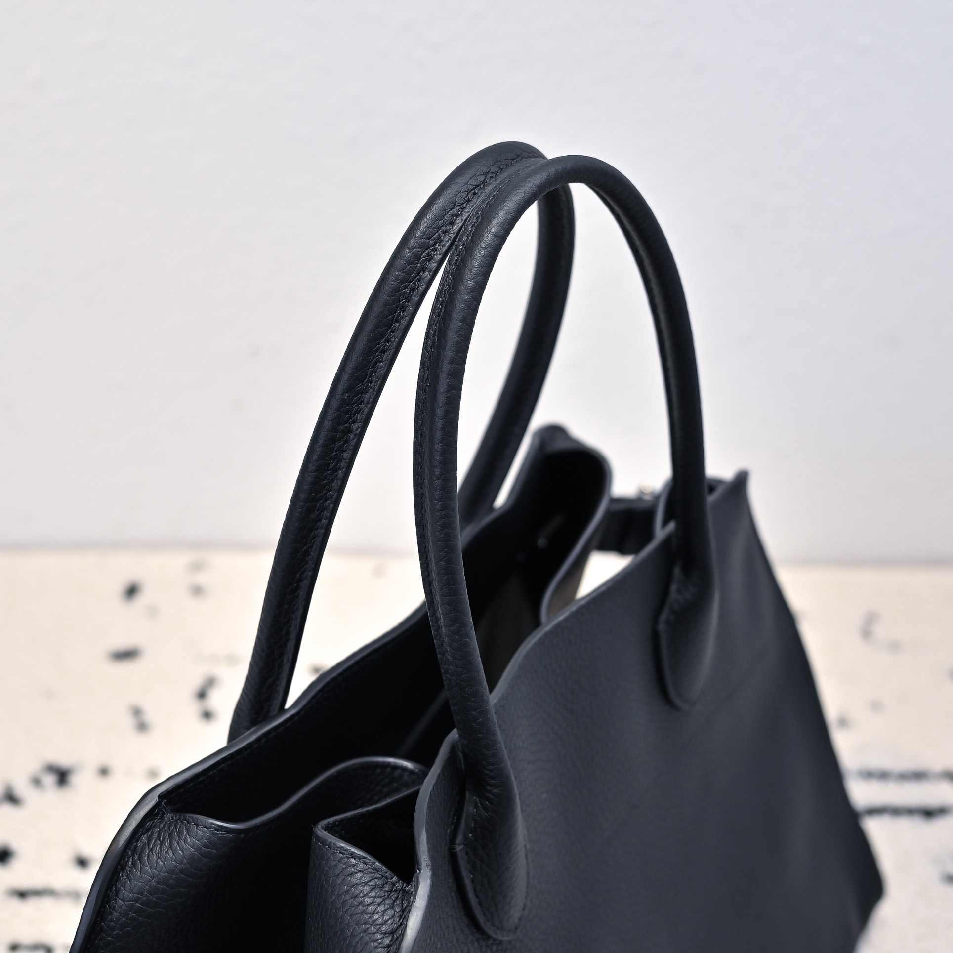 The R0w belt margaux 17 bag-43*24*30cm