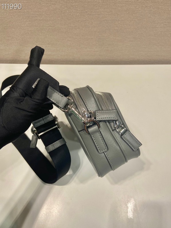 Pra*a shoulder bag-20*13.5*7cm