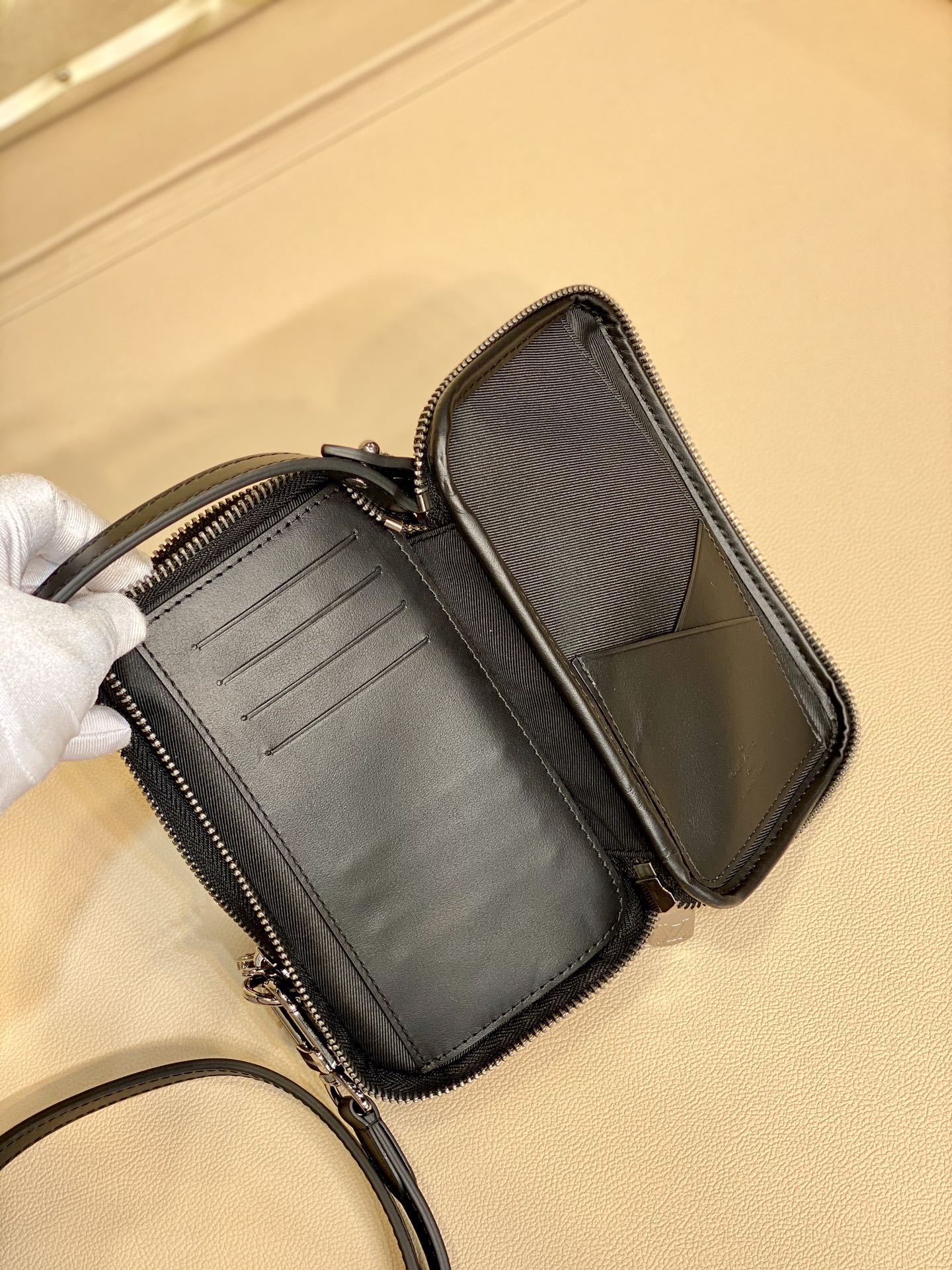 l0*is V*t0n double phone pouch- m69534-25*14* 6cm