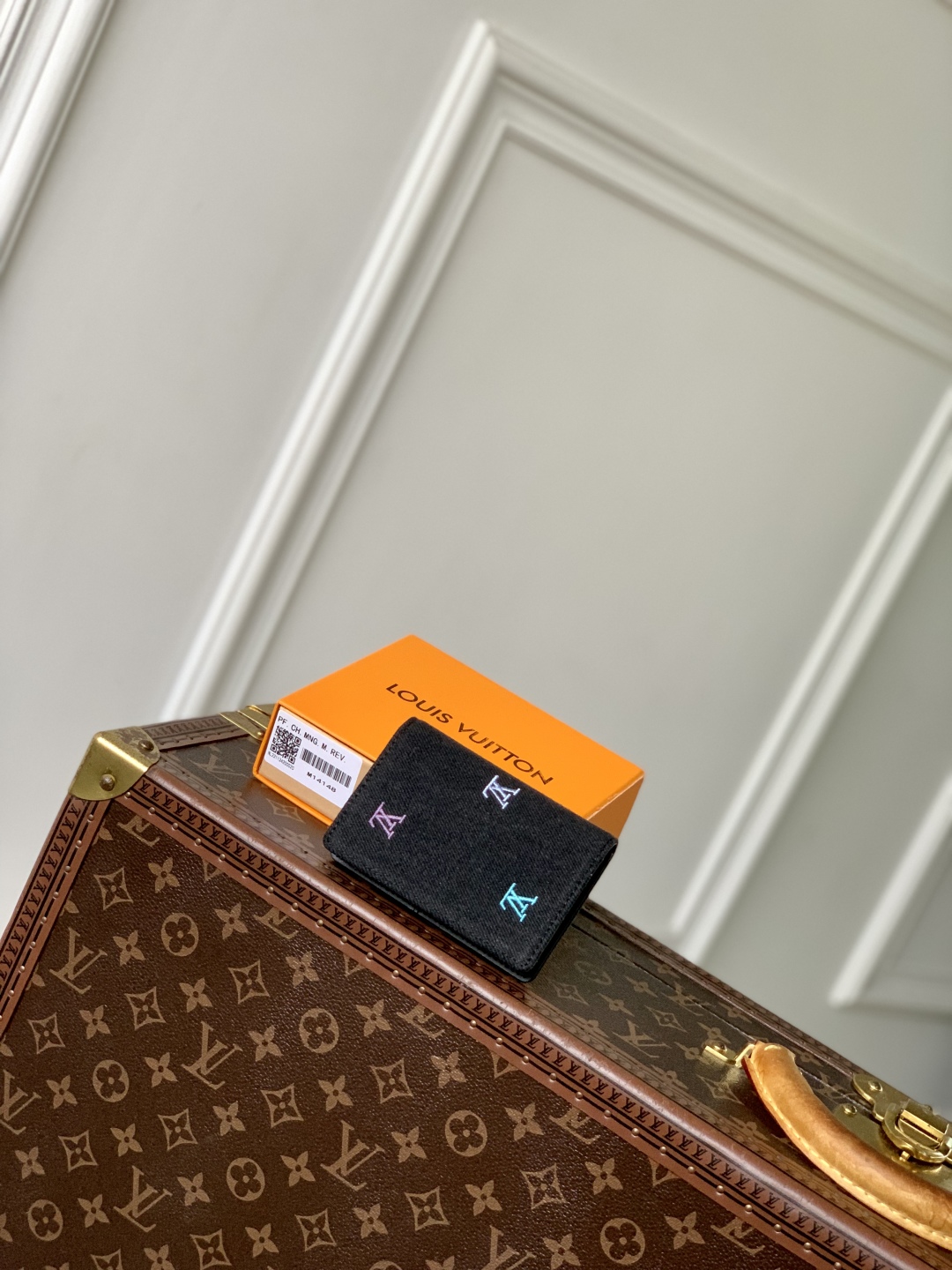 l0vis Vvtt0n pocket organizer wallet-7.5 × 11 × 1cm