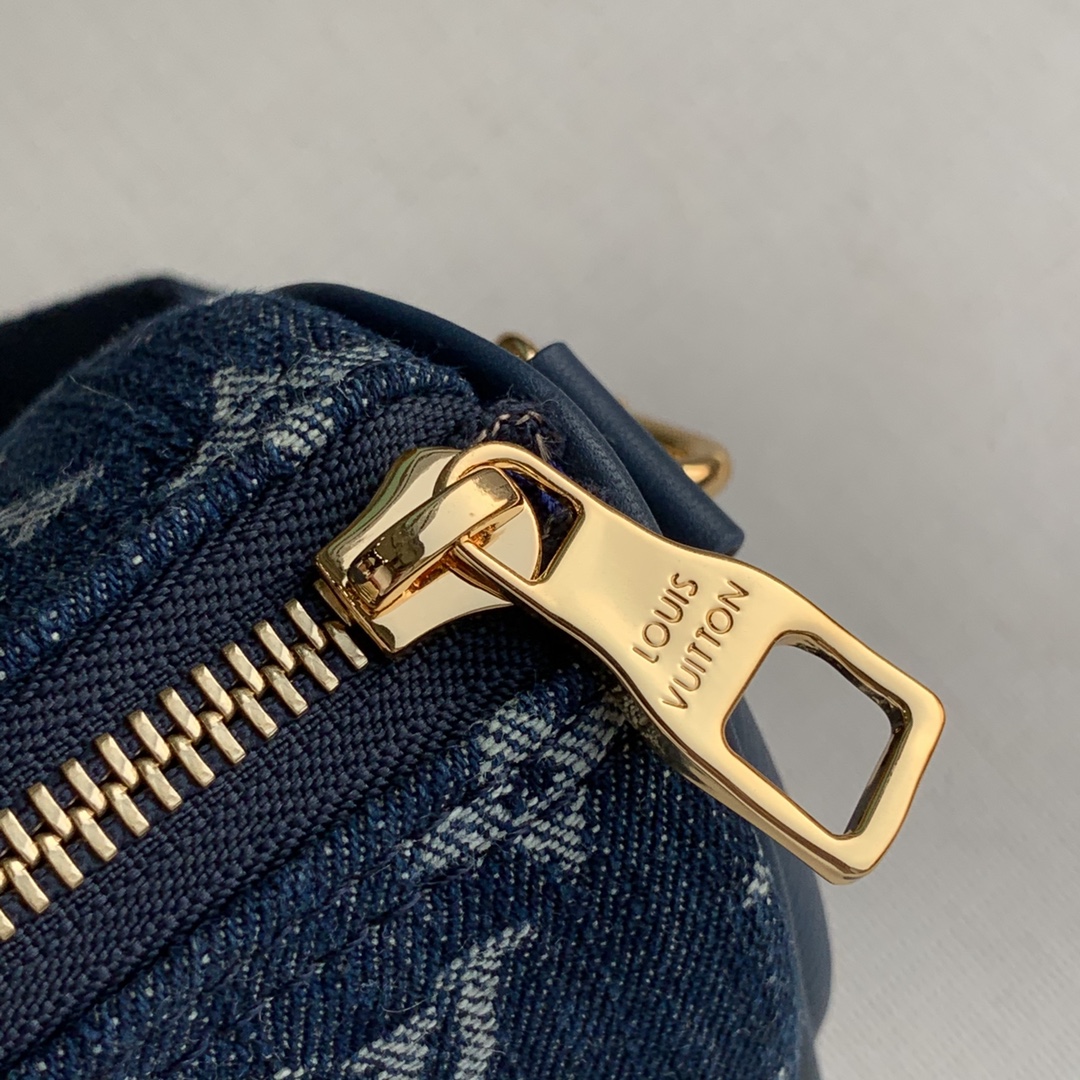 l0*is V*t0n everyday bag-21×9×12cm