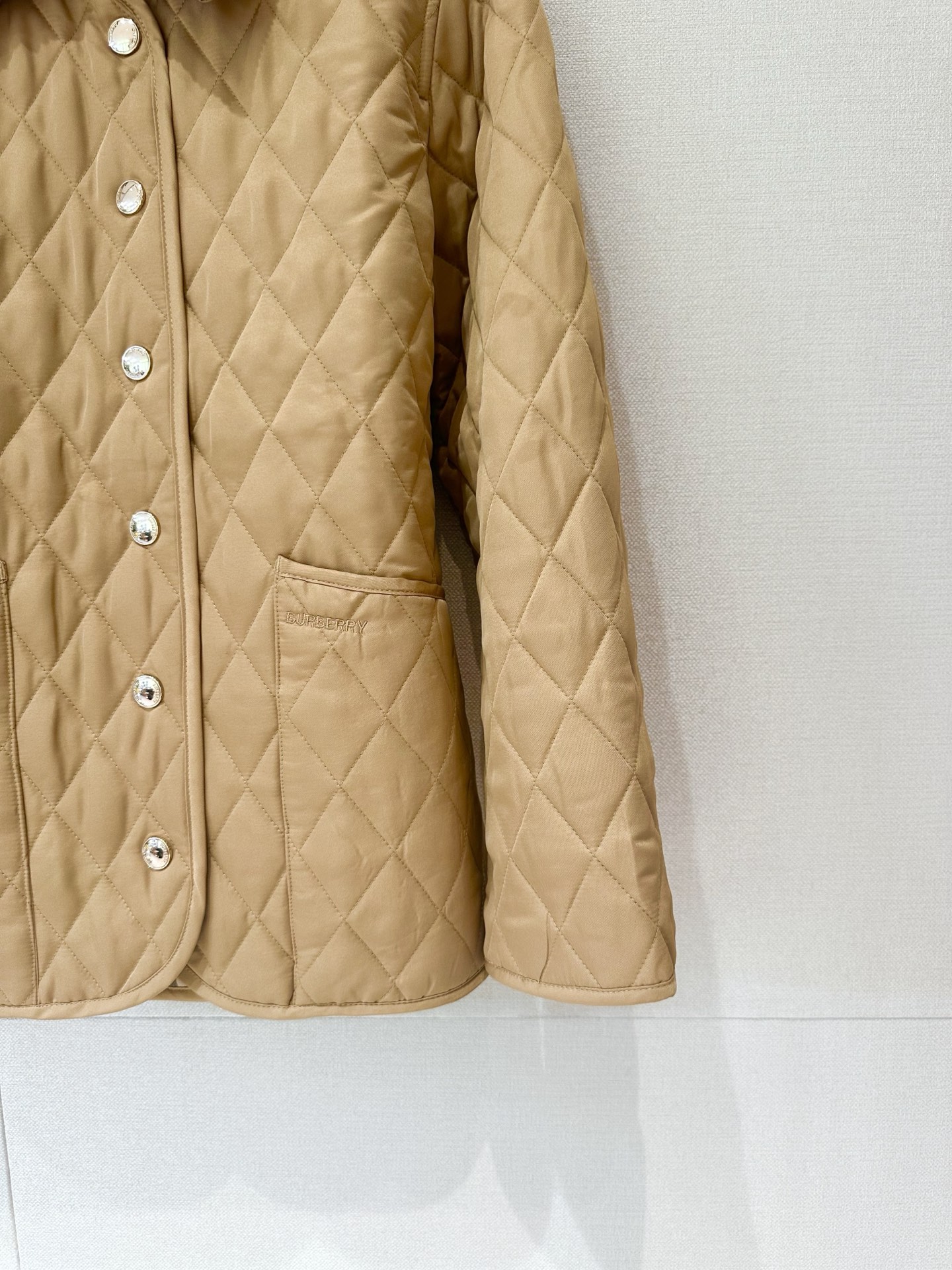 Burb*erry Quilted Barn Jacket | Brown