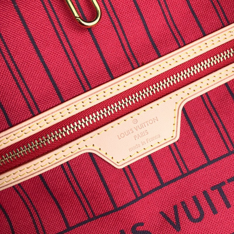 l0*is V*t0n neverfull gm (red inside) -40*33*20cm