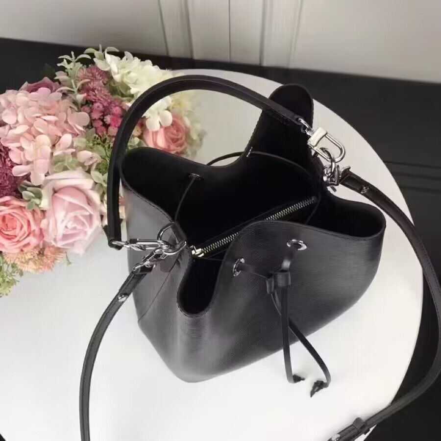l0*is V*t0n néonoé bucket bag -24.27.15cm