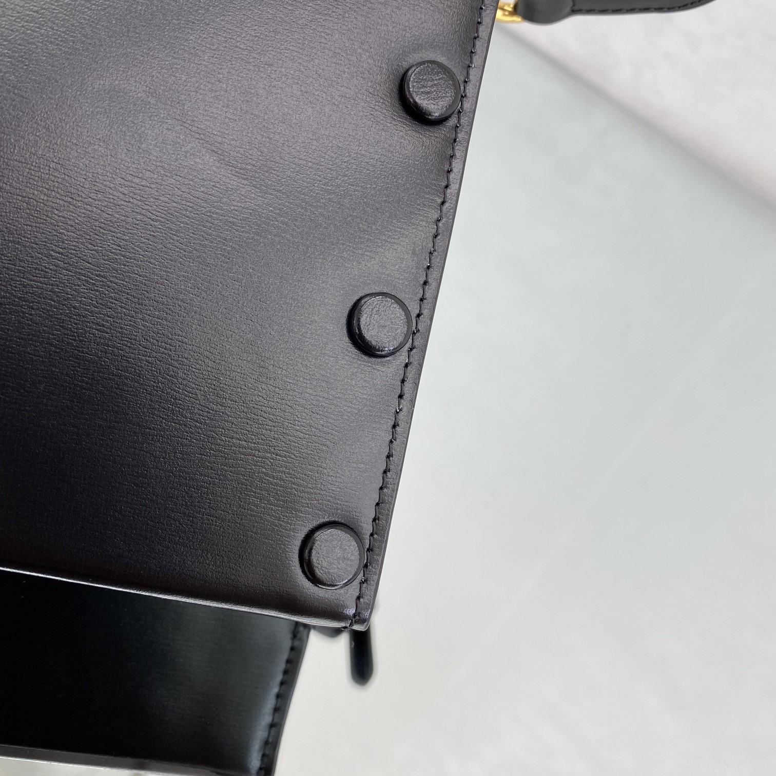 G*u*i liberty 1955 handbag-17x11x4cm