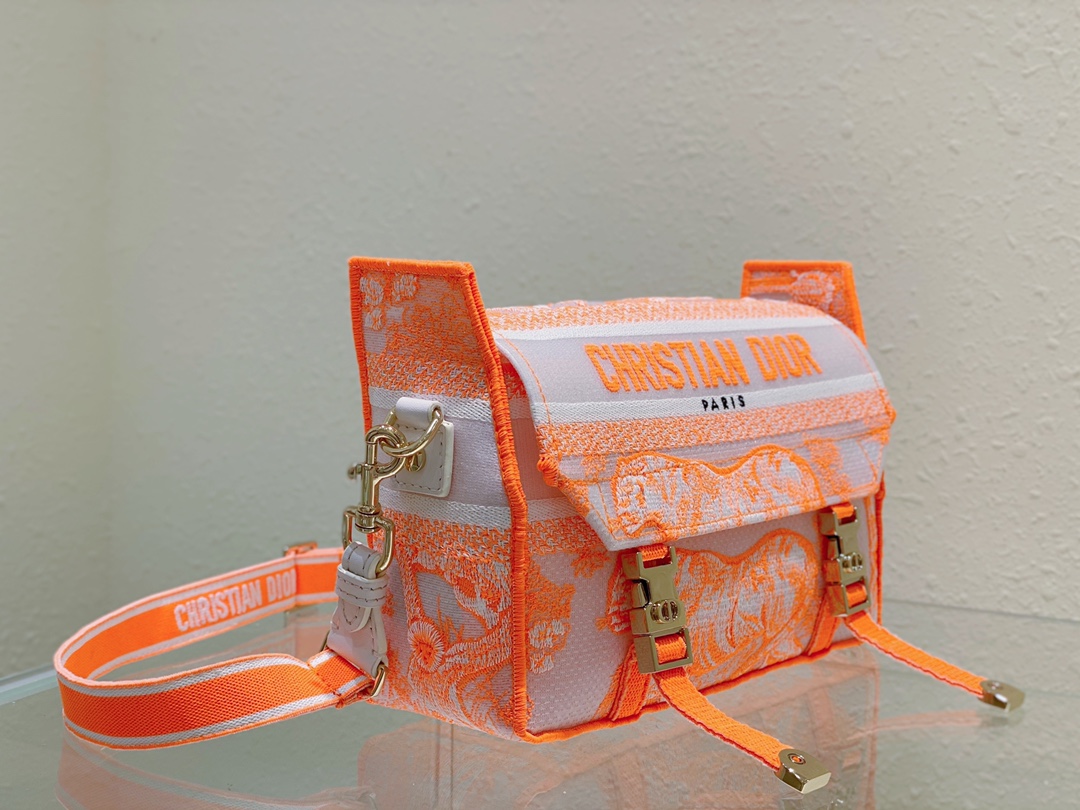 D*or camp bag-23×15×8cm