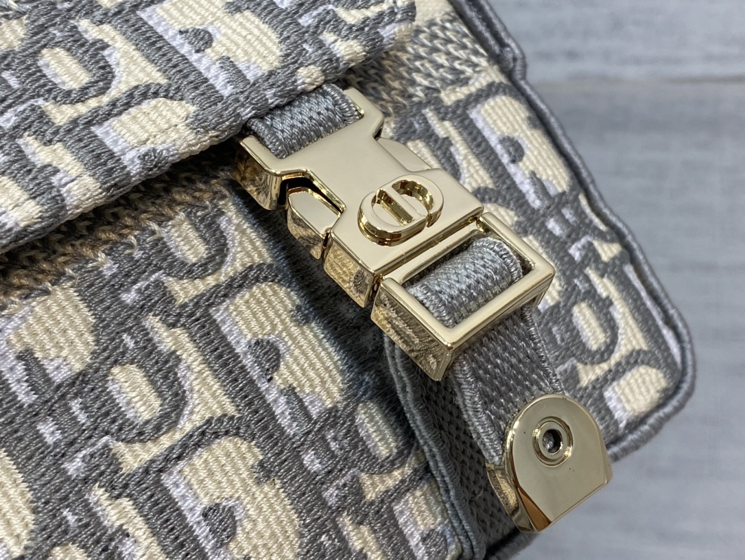 D*or camp bag-23×15×8cm