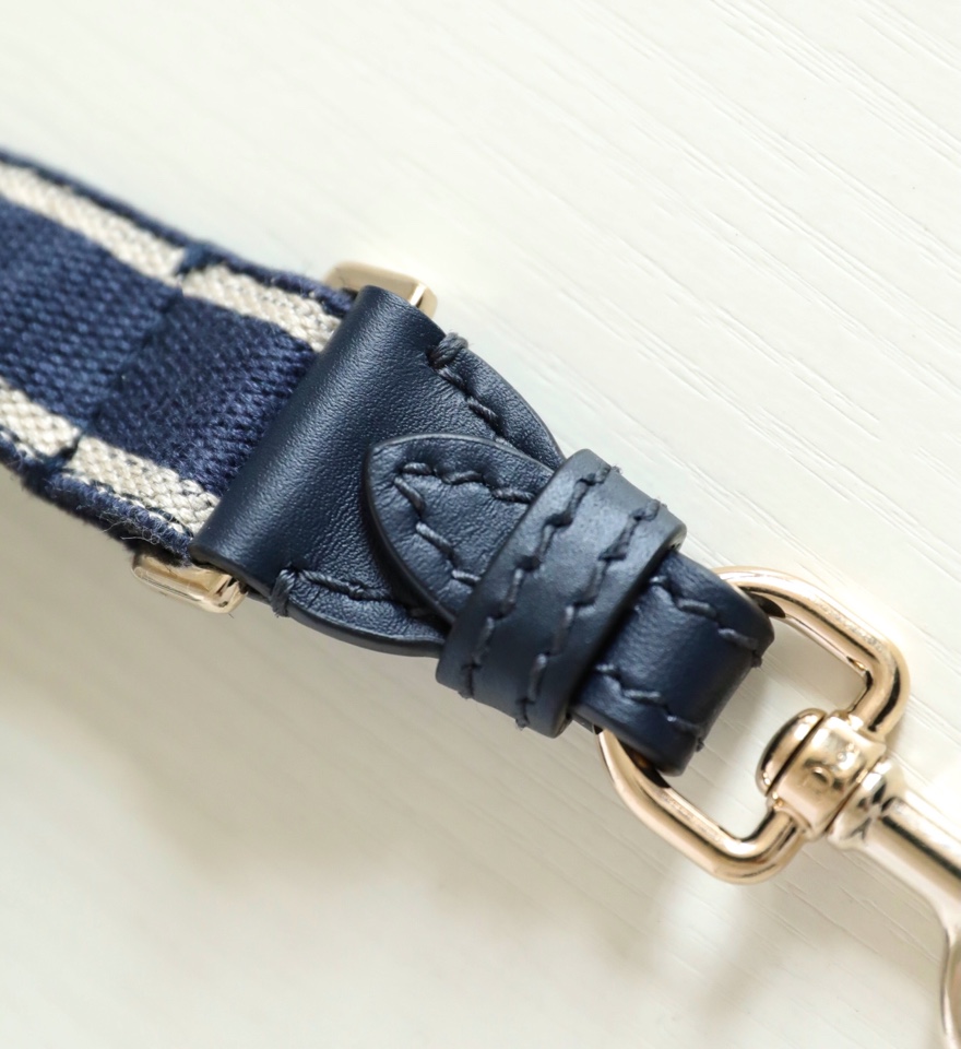 D*or camp bag-23×15×8cm