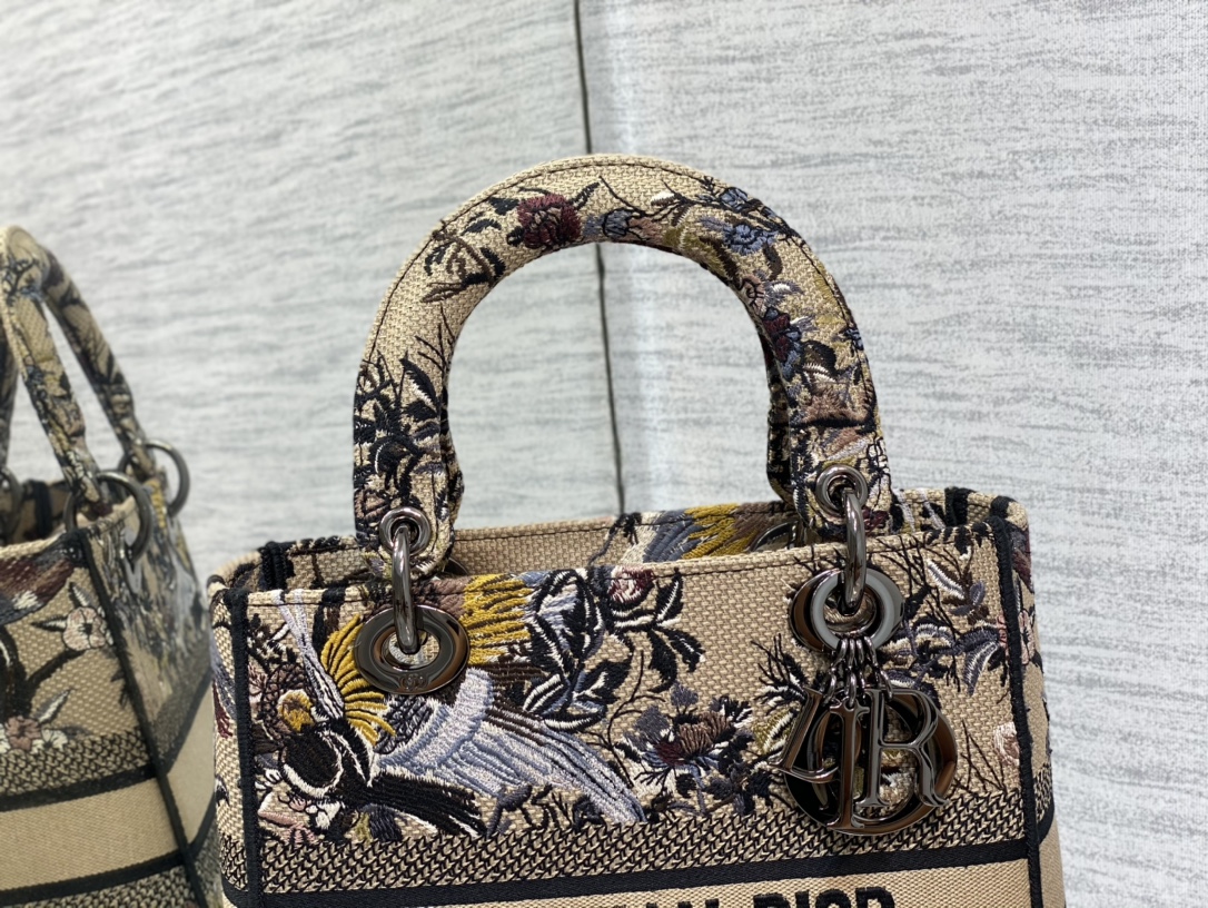 lady D*or handle bag-24cm