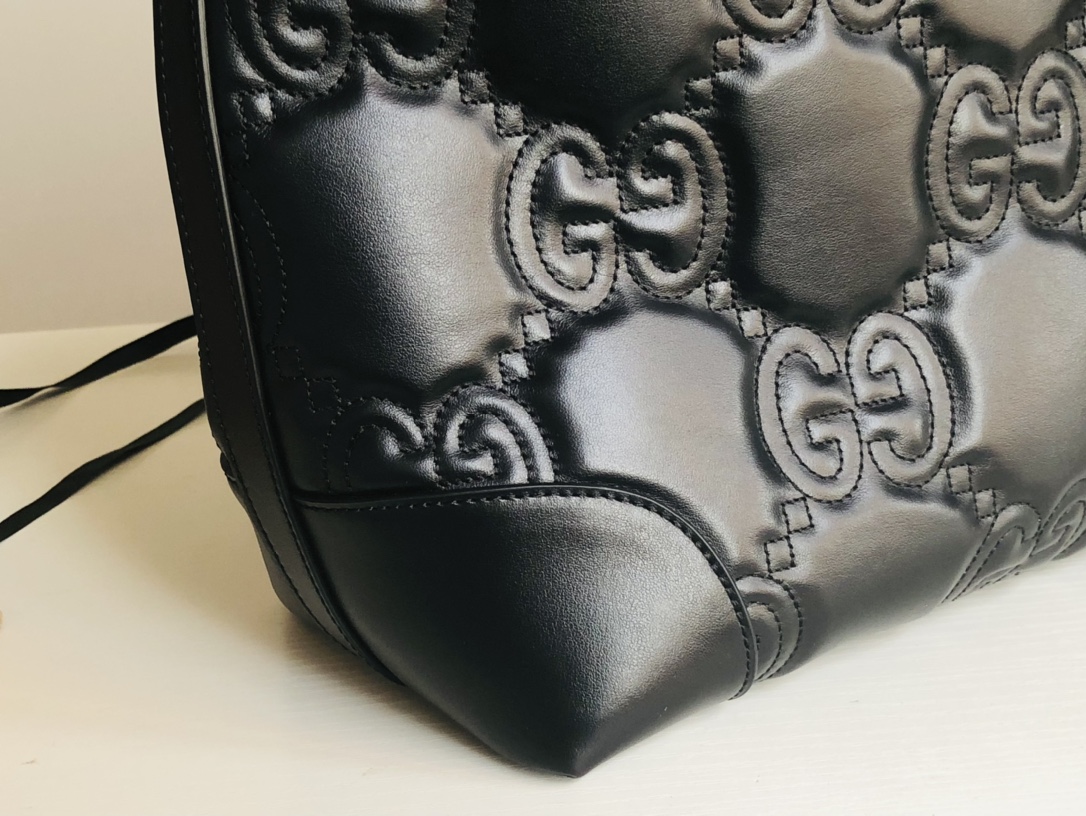 G*u*i tote bag-38x28x14cm