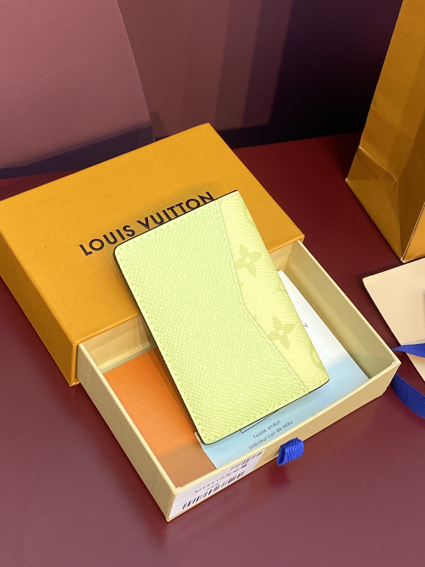 l0vis Vvtt0n card holder-14×10×2.5cm