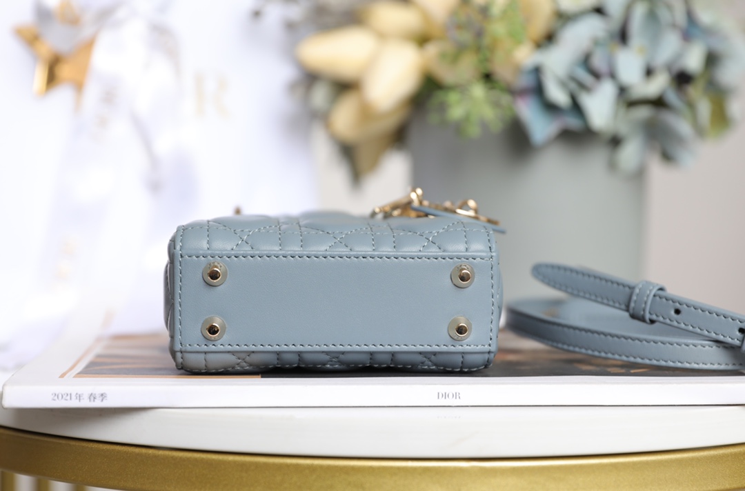 lady D*or micro-12*10*5cm