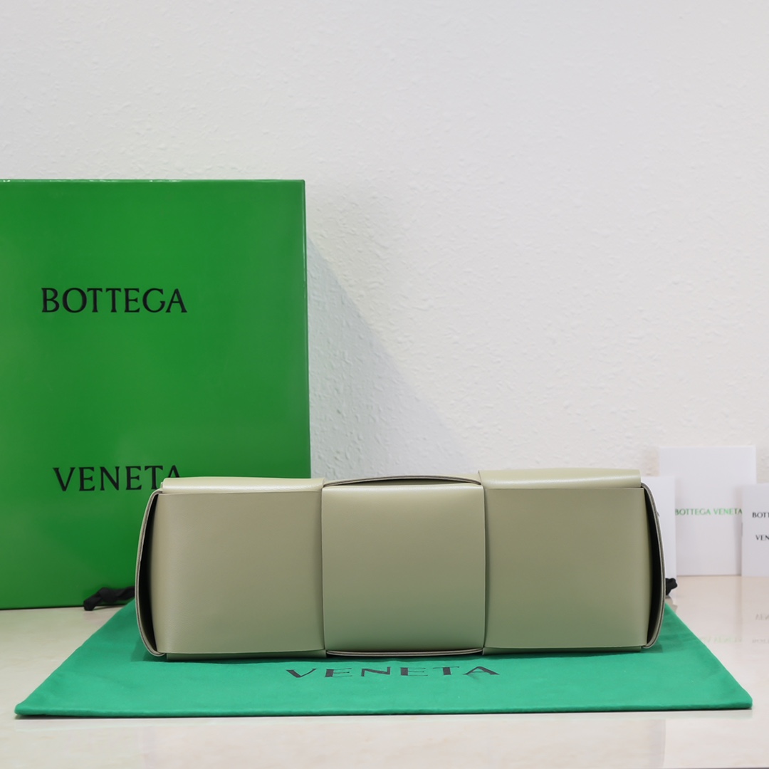 Bo*te*ga arco tote-30x20x11.5cm